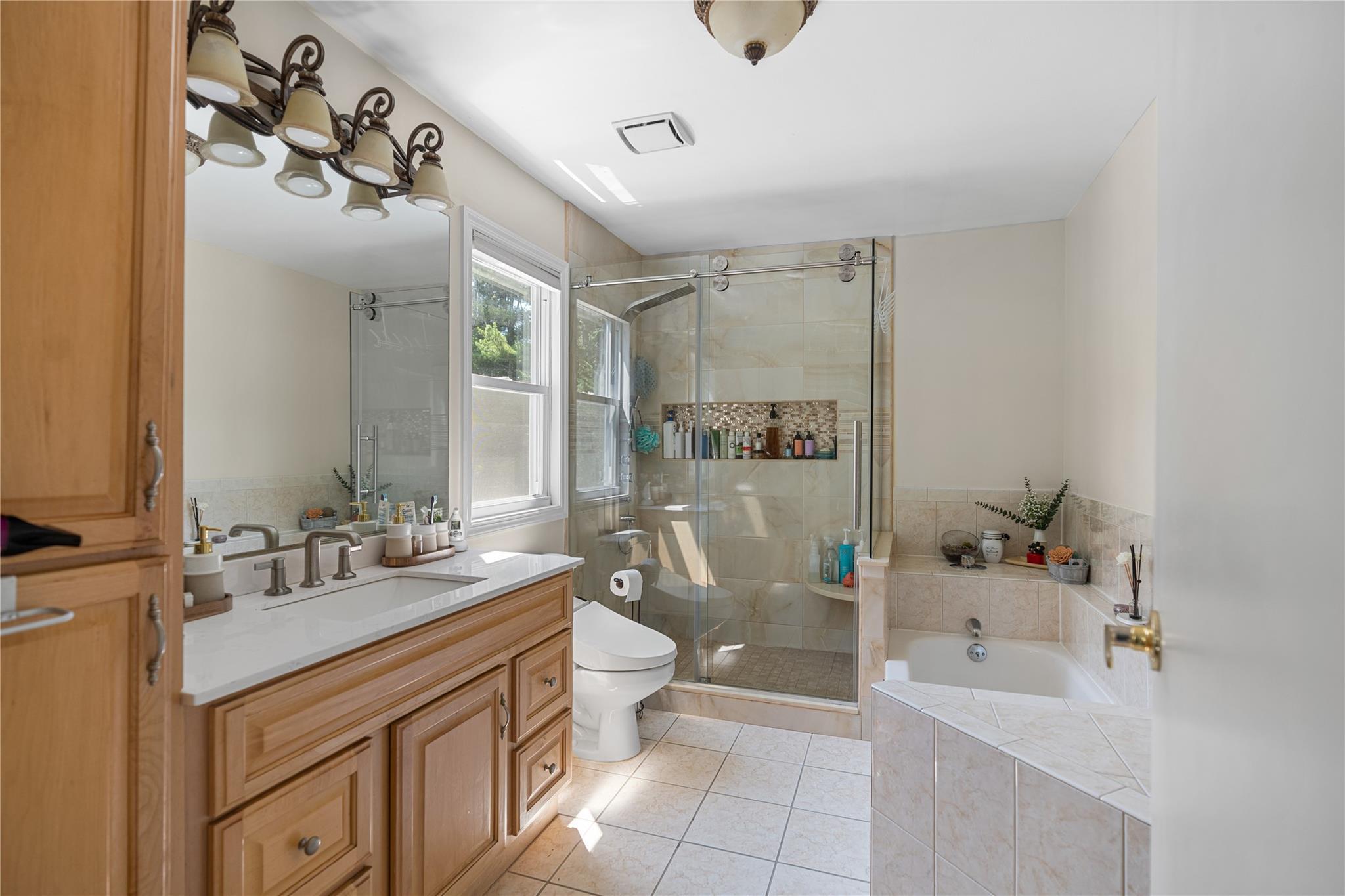 Single Family Faulkner Suffolk County, NY 11746, MLS-885773-20