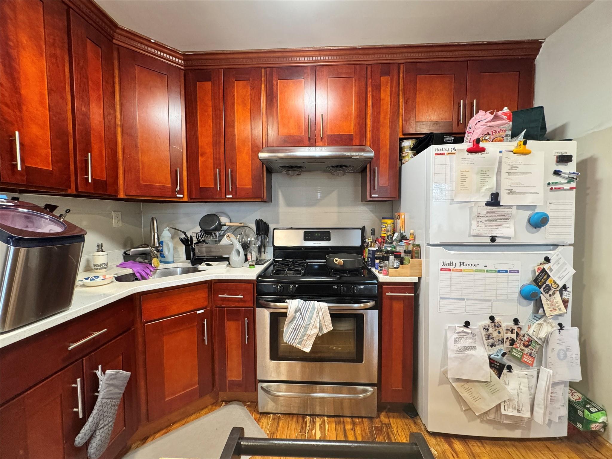Single Family 159th  Queens, NY 11358, MLS-885810-16