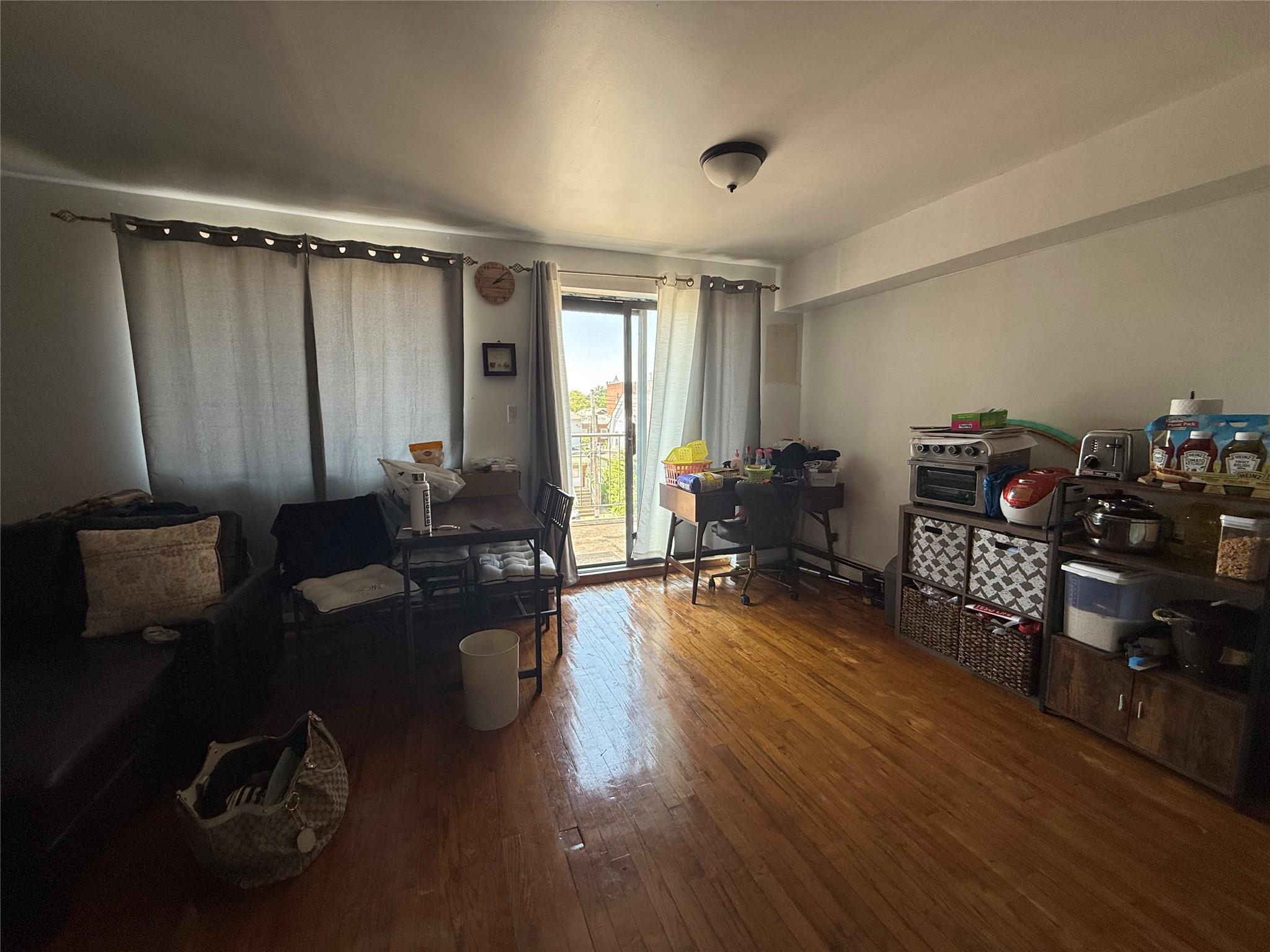 Single Family 159th  Queens, NY 11358, MLS-885810-23