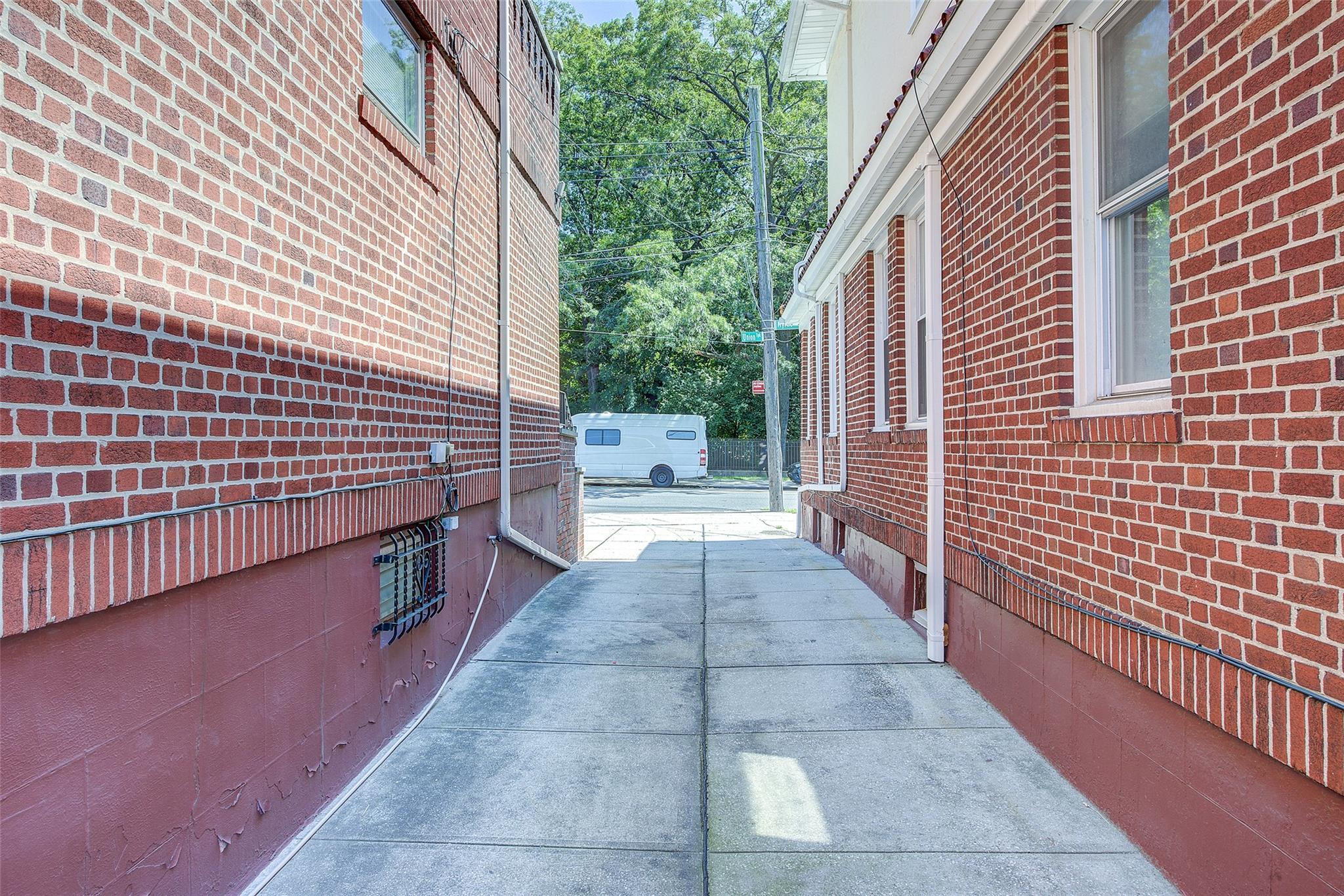Single Family Union  Queens, NY 11385, MLS-885836-2