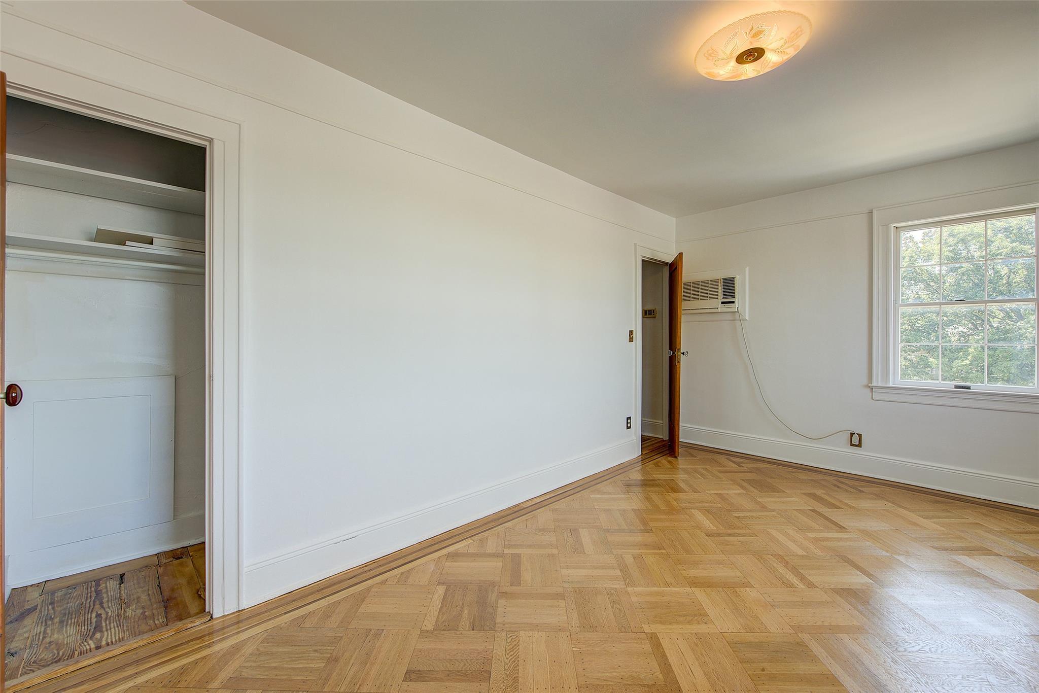 Single Family Union  Queens, NY 11385, MLS-885836-33