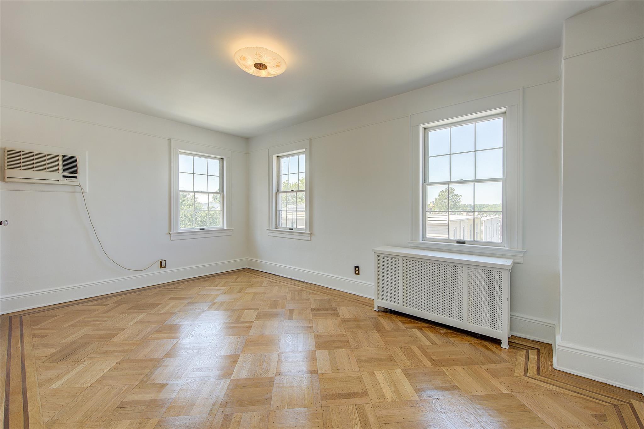Single Family Union  Queens, NY 11385, MLS-885836-34