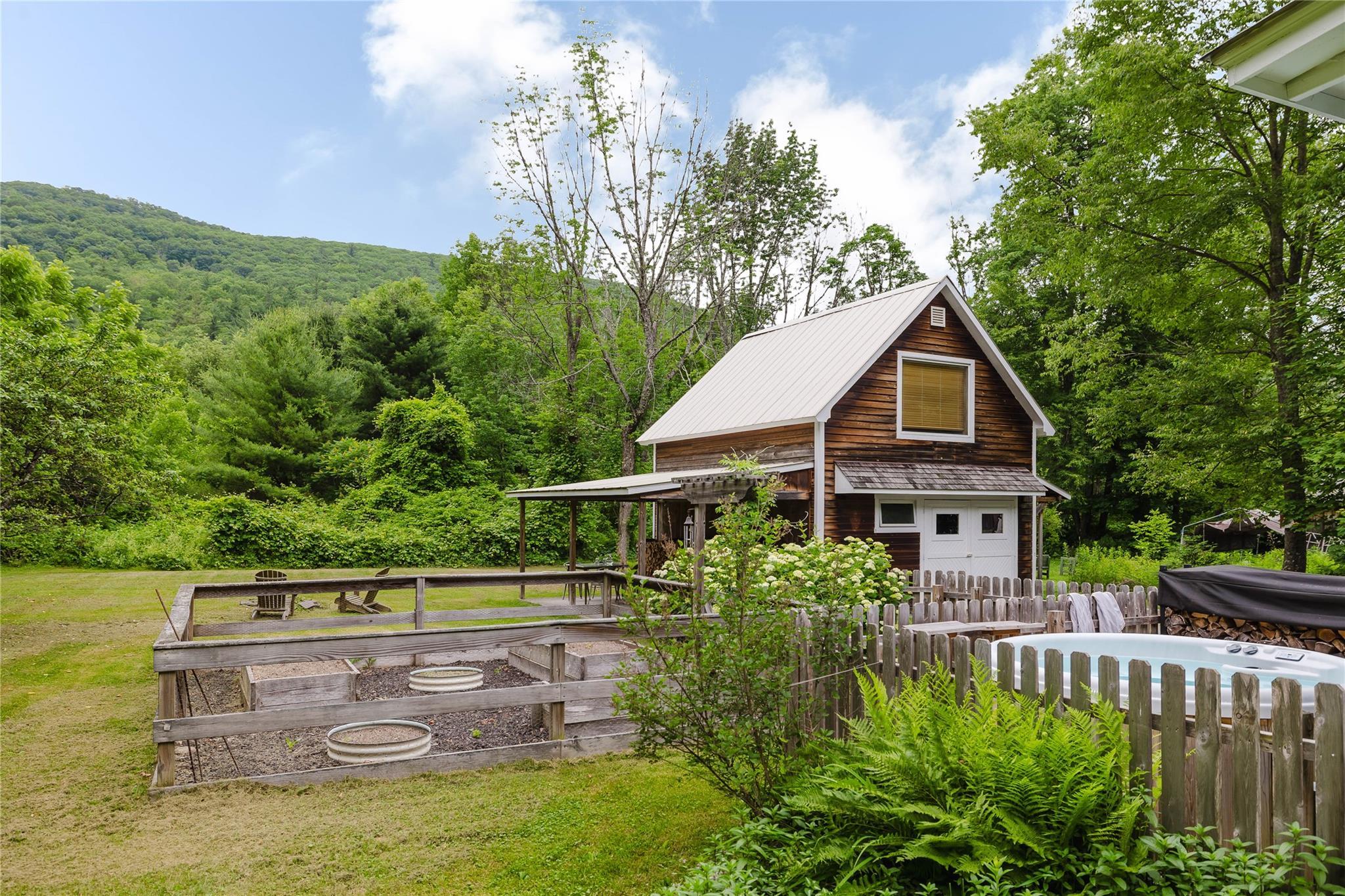 Single Family Maben  Ulster County, NY 12410, MLS-885853-47