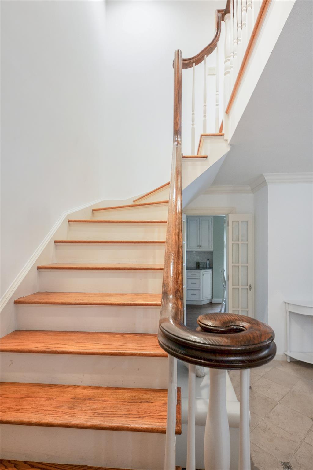 Single Family Sussex Nassau County, NY 11020, MLS-885867-25