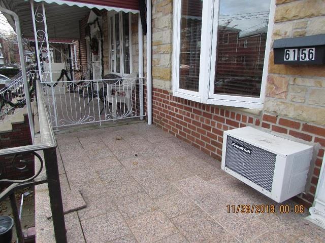 Single Family 70th  Queens, NY 11379, MLS-885870-4