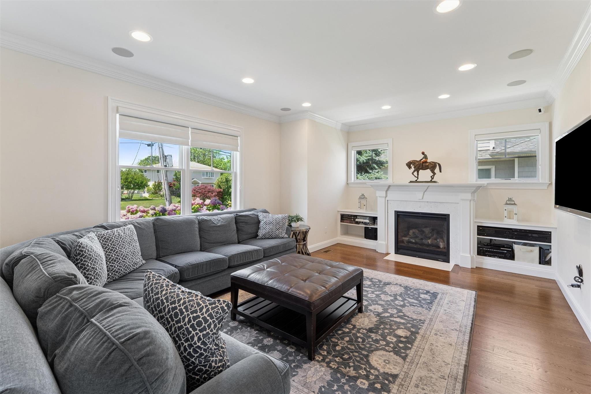 Single Family Shinnecock  Suffolk County, NY 11942, MLS-885895-9