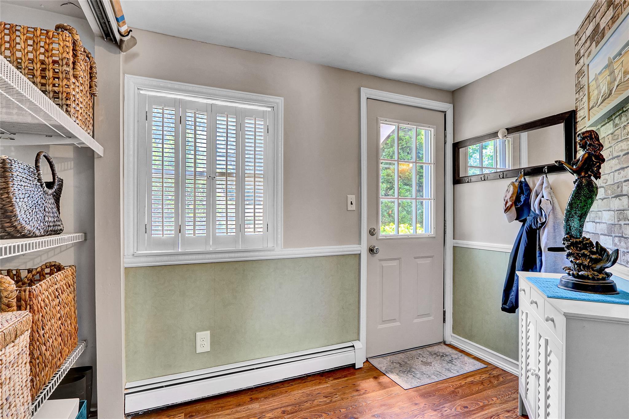 Single Family Dewey  Suffolk County, NY 11776, MLS-885898-9