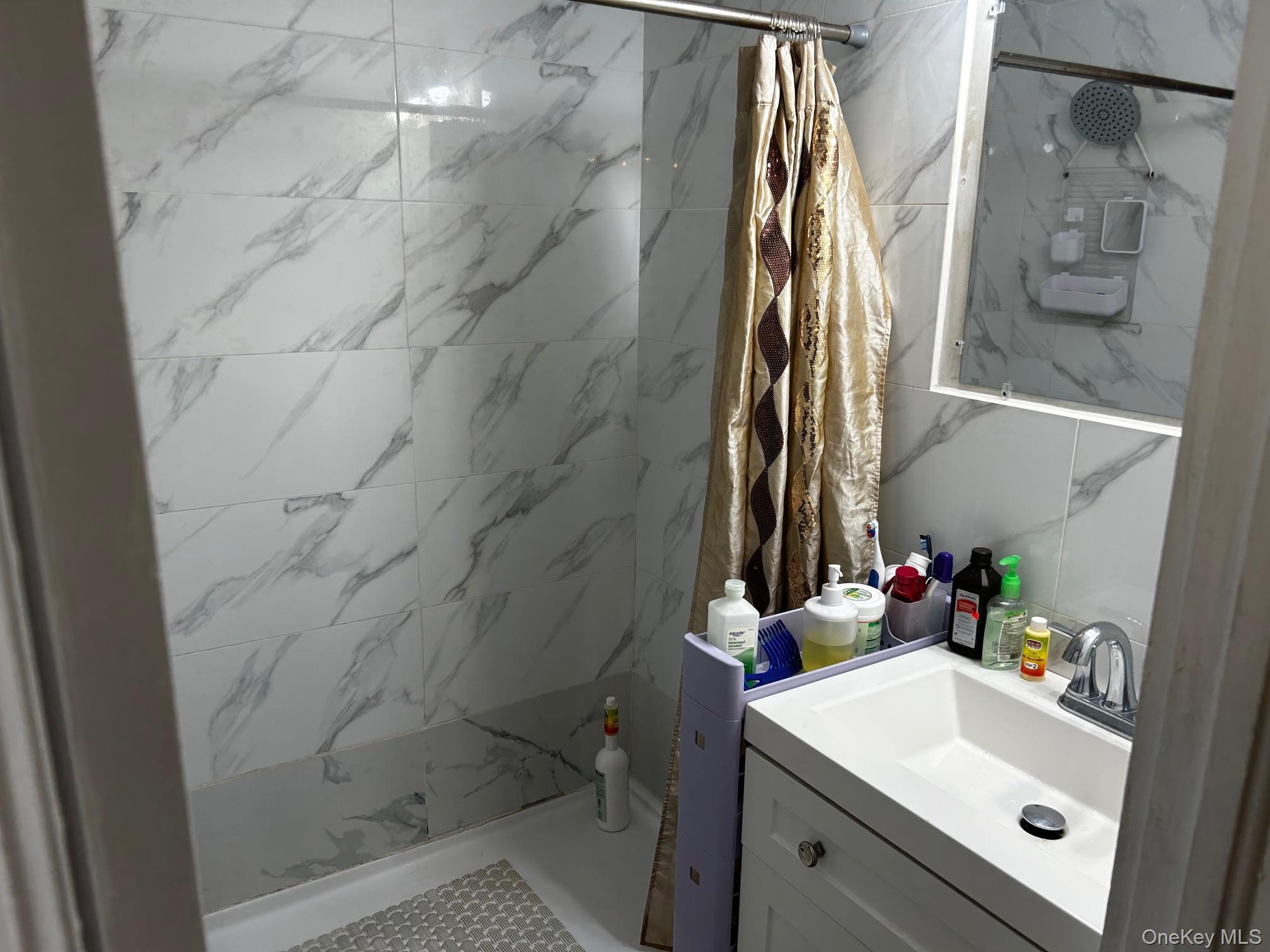 Single Family Duryea Nassau County, NY 11563, MLS-885905-7