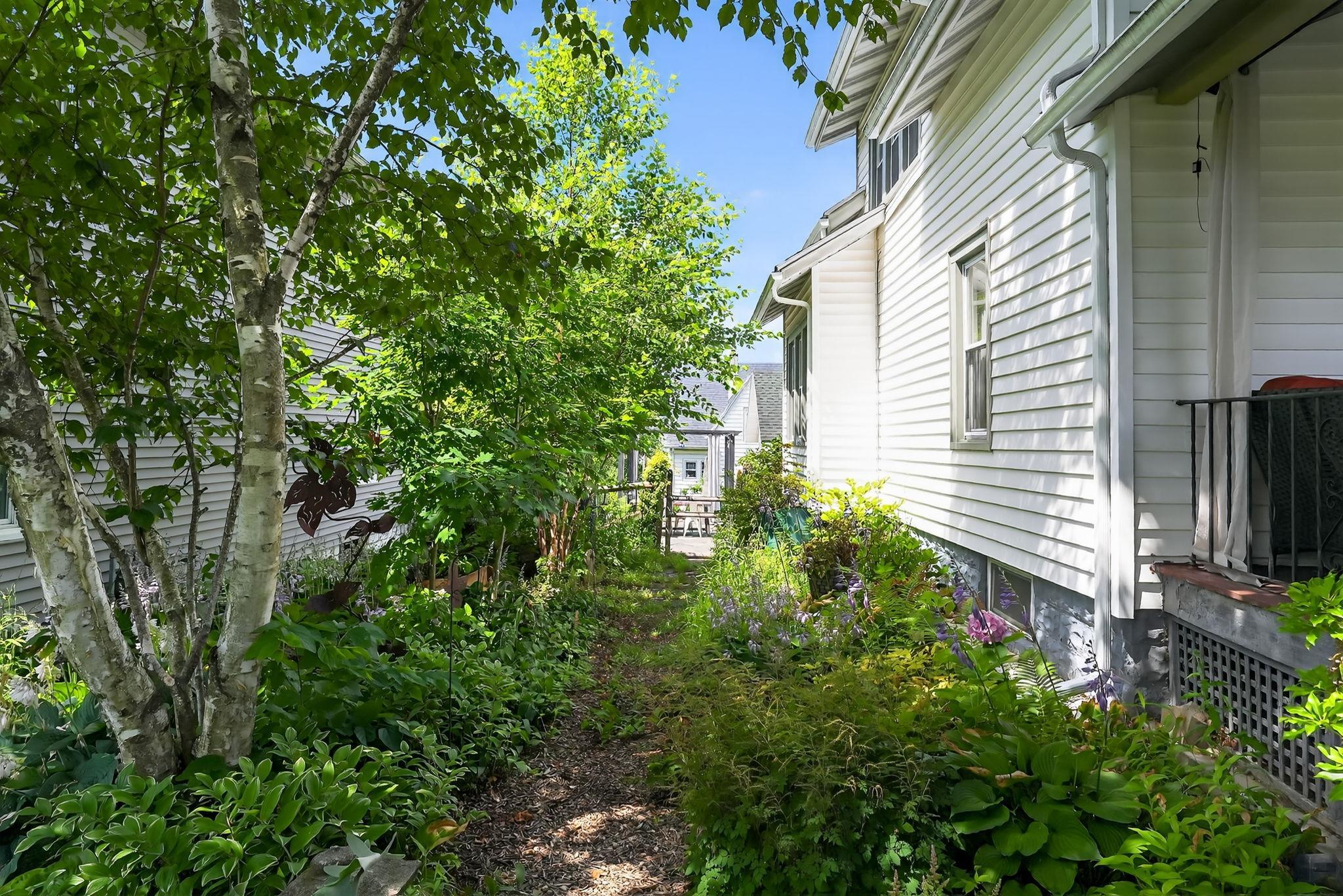 Single Family Voorhees  Ulster County, NY 12401, MLS-885911-32