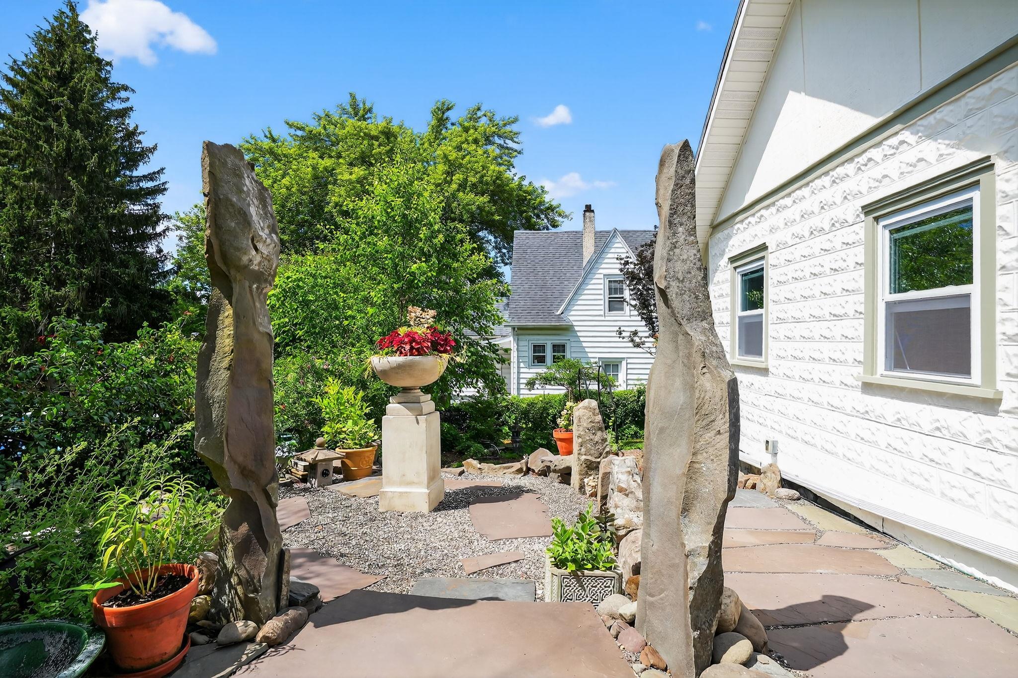 Single Family Voorhees  Ulster County, NY 12401, MLS-885911-40