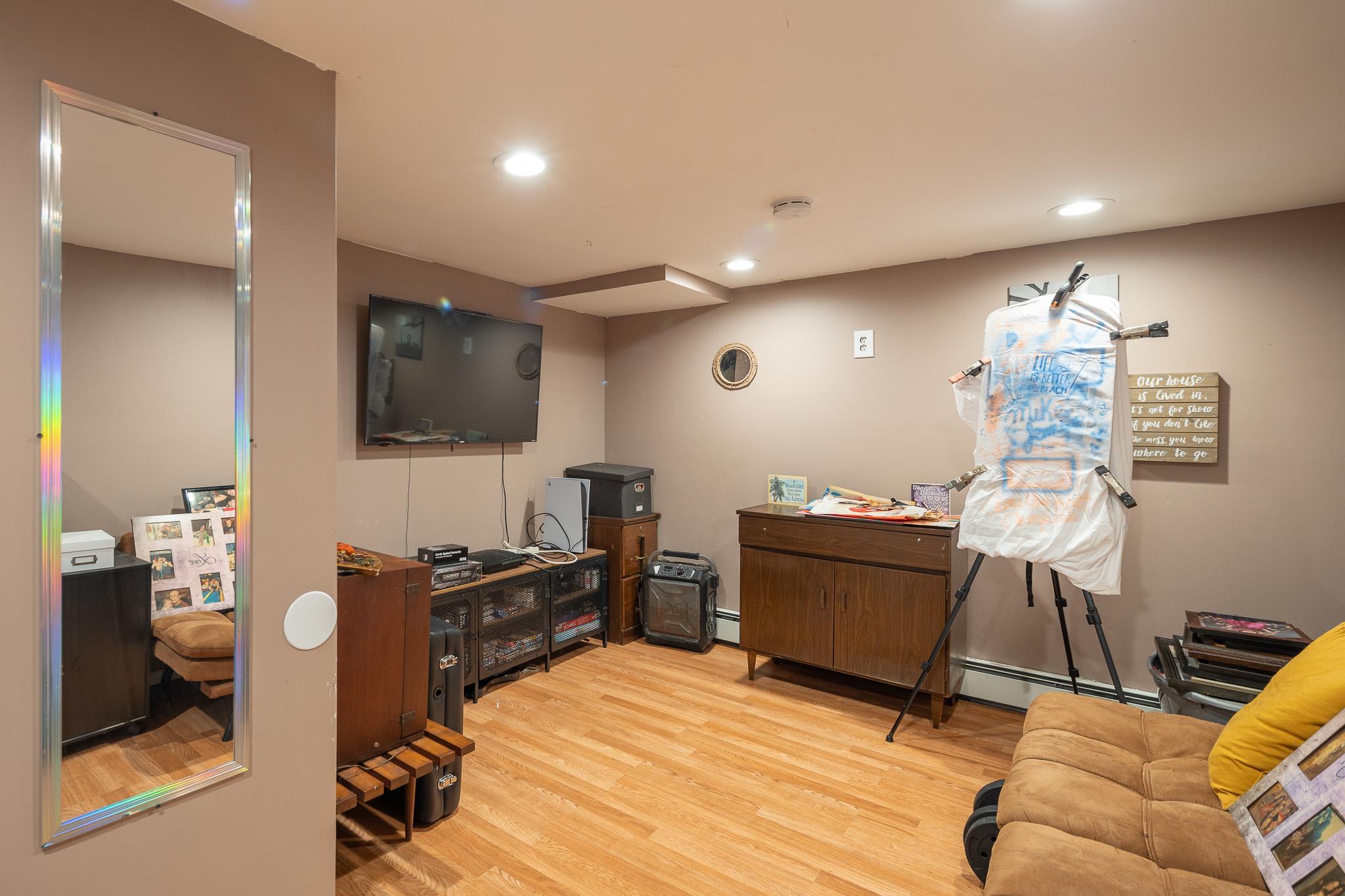 Single Family Orchid  Suffolk County, NY 11951, MLS-885925-9