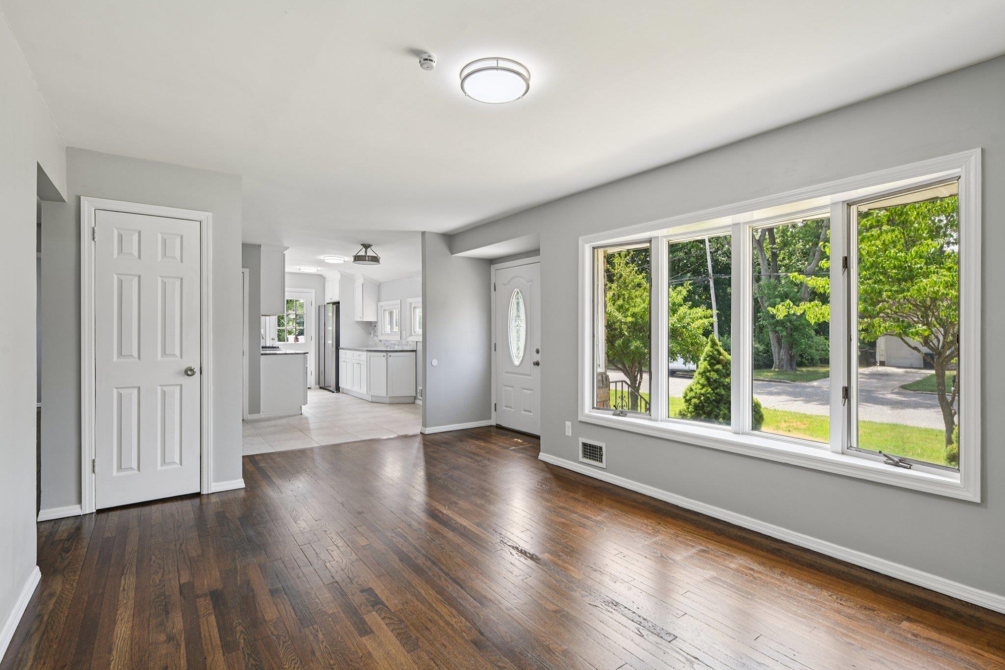 Single Family Walton  Suffolk County, NY 11717, MLS-885940-5