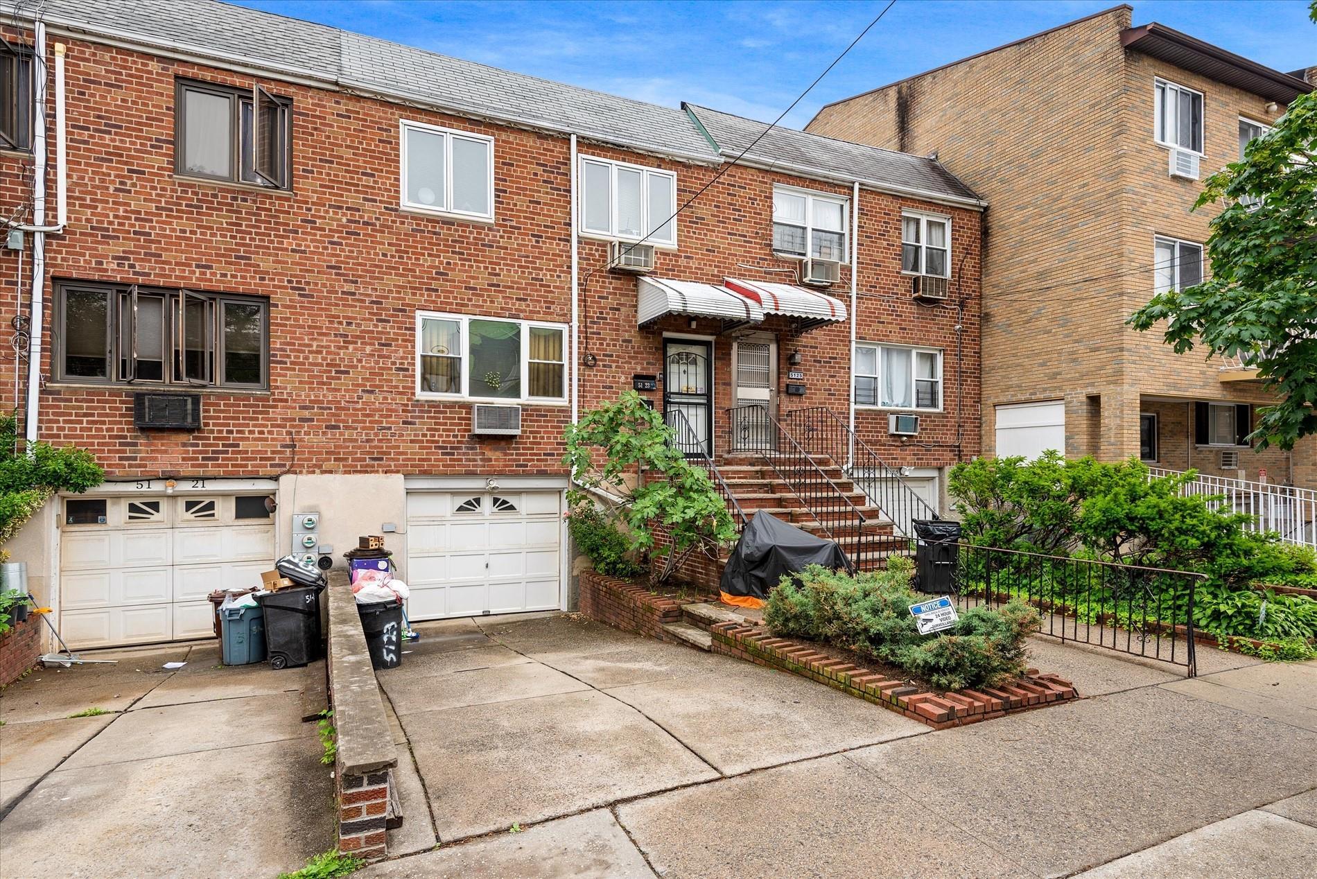 Single Family 71st  Queens, NY 11377, MLS-885942-2