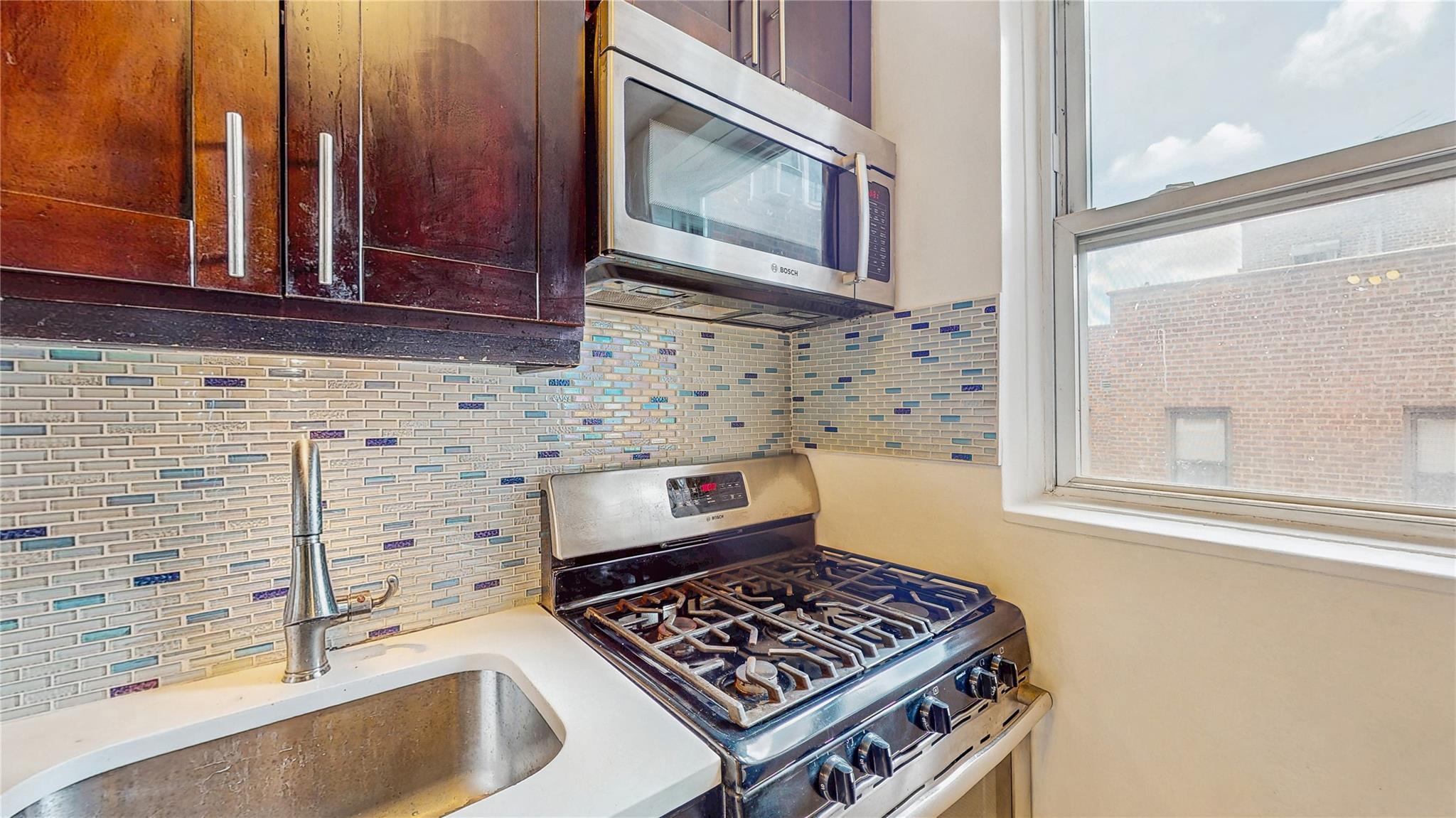 Apartment 67th  Queens, NY 11375, MLS-885947-7