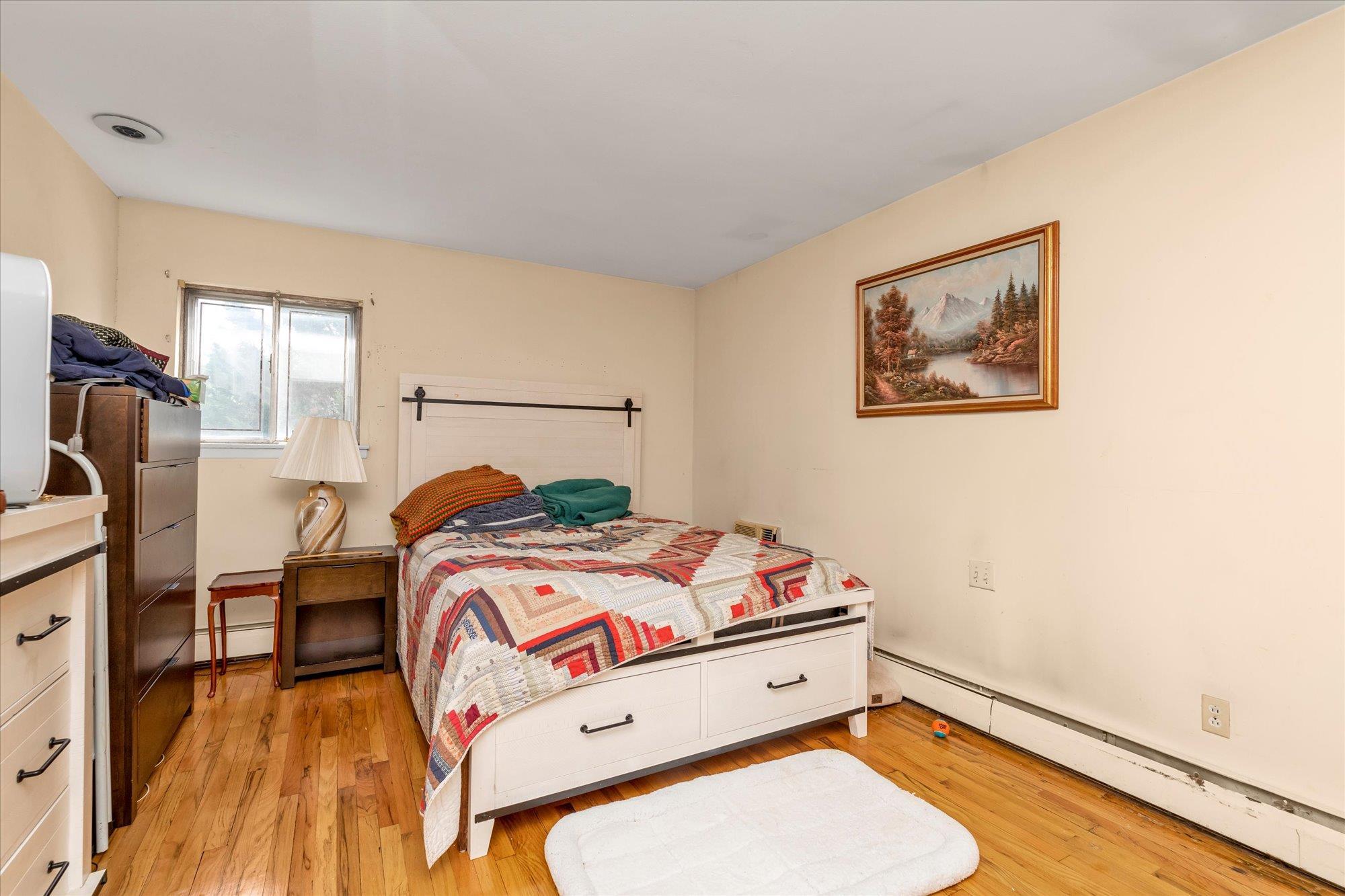 Single Family 233  Queens, NY 11363, MLS-885948-12