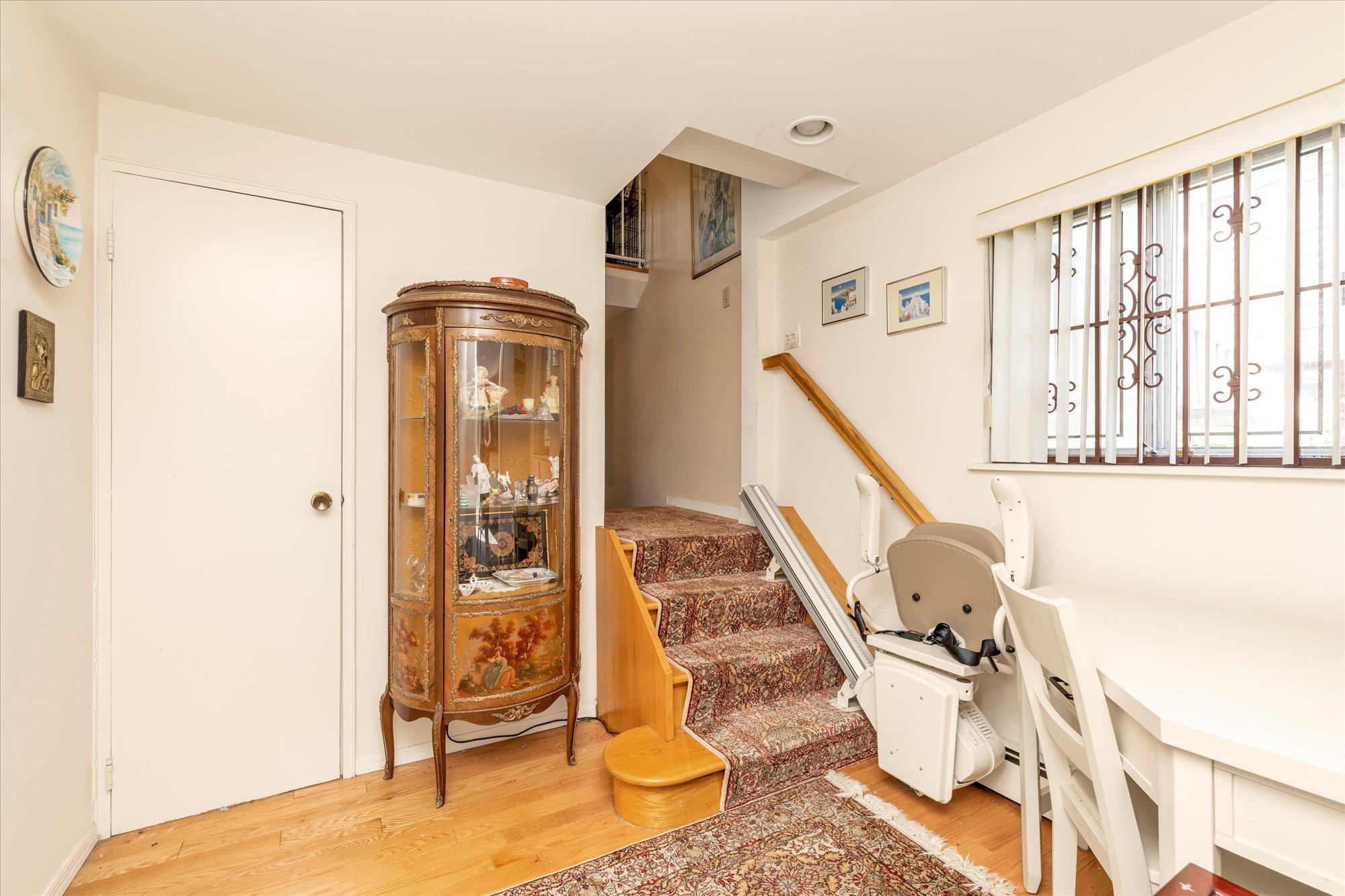 Single Family 233  Queens, NY 11363, MLS-885948-18