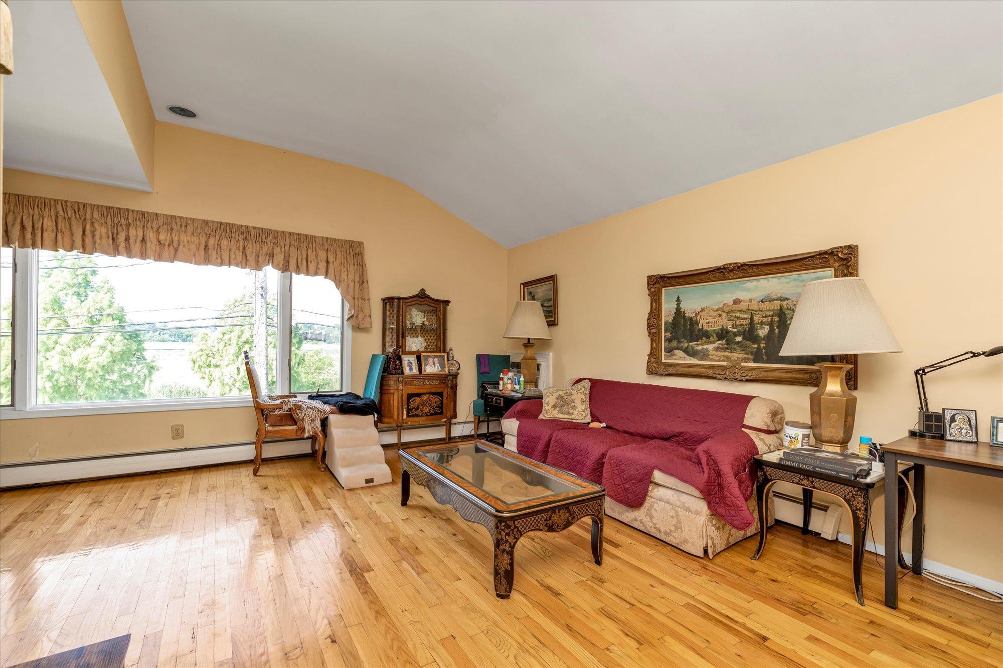 Single Family 233  Queens, NY 11363, MLS-885948-3