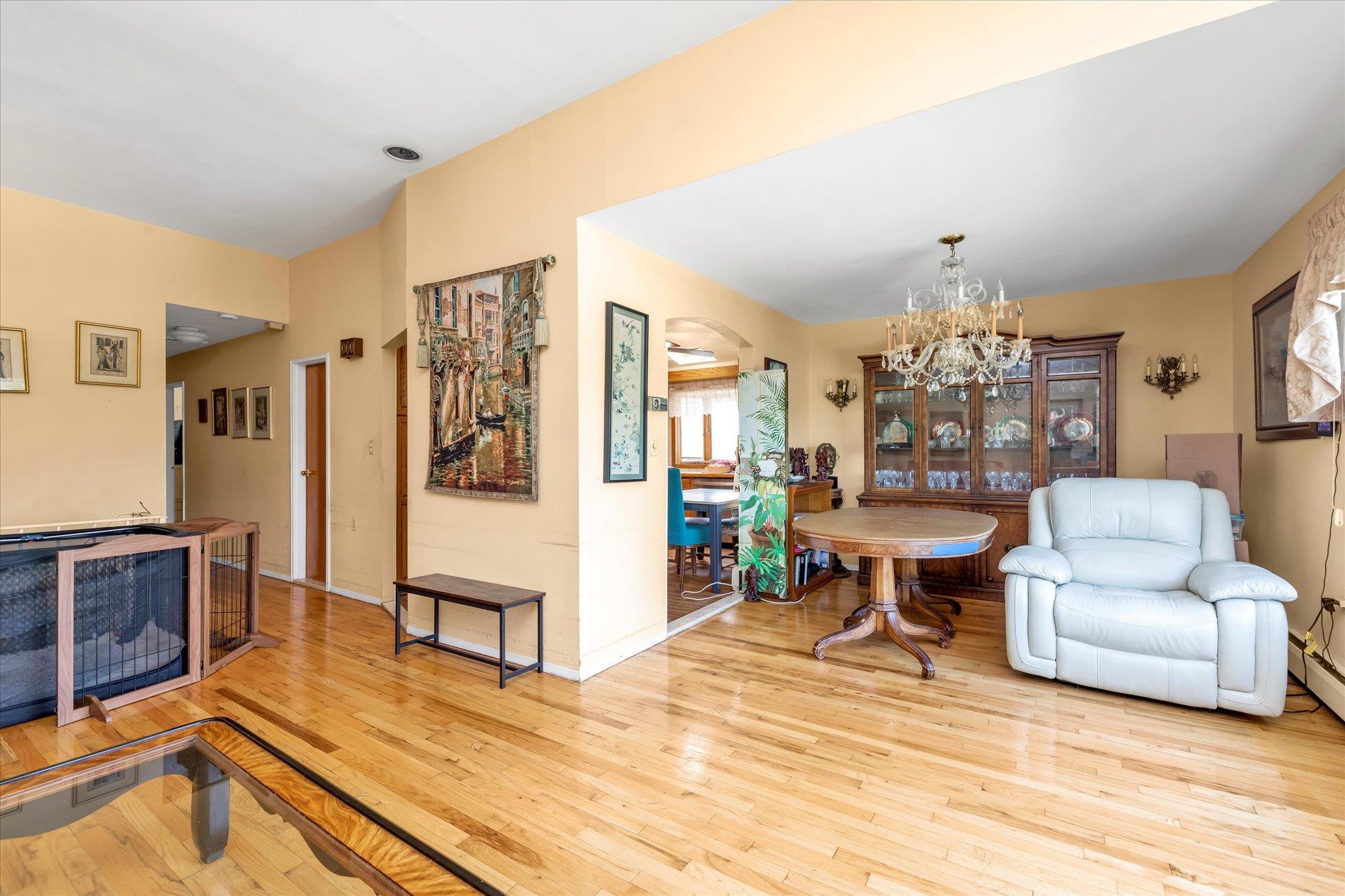Single Family 233  Queens, NY 11363, MLS-885948-5