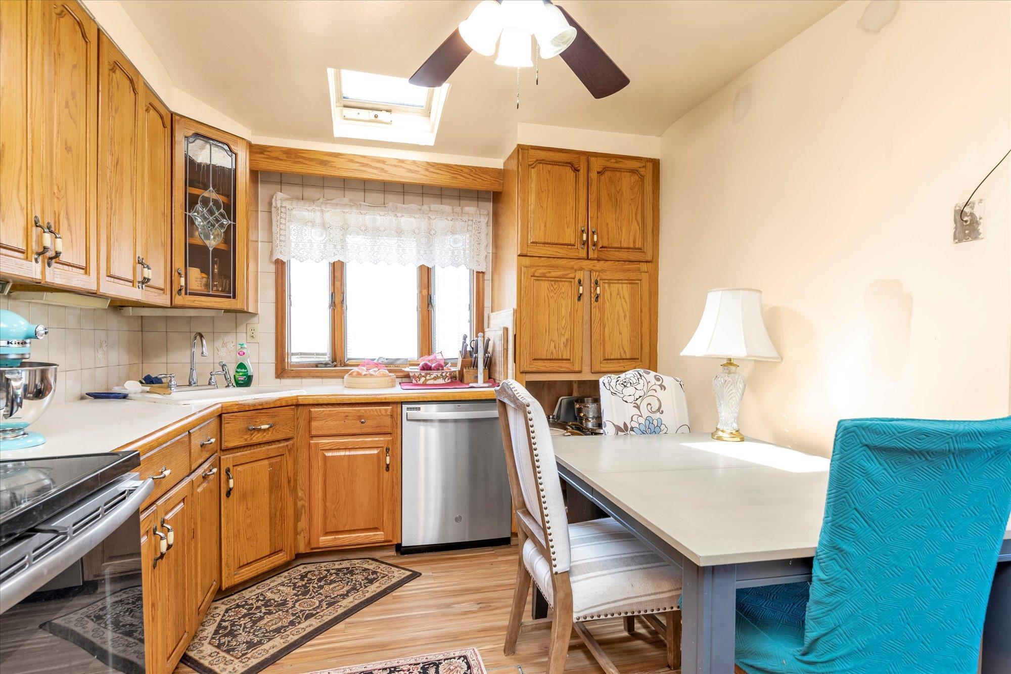 Single Family 233  Queens, NY 11363, MLS-885948-7