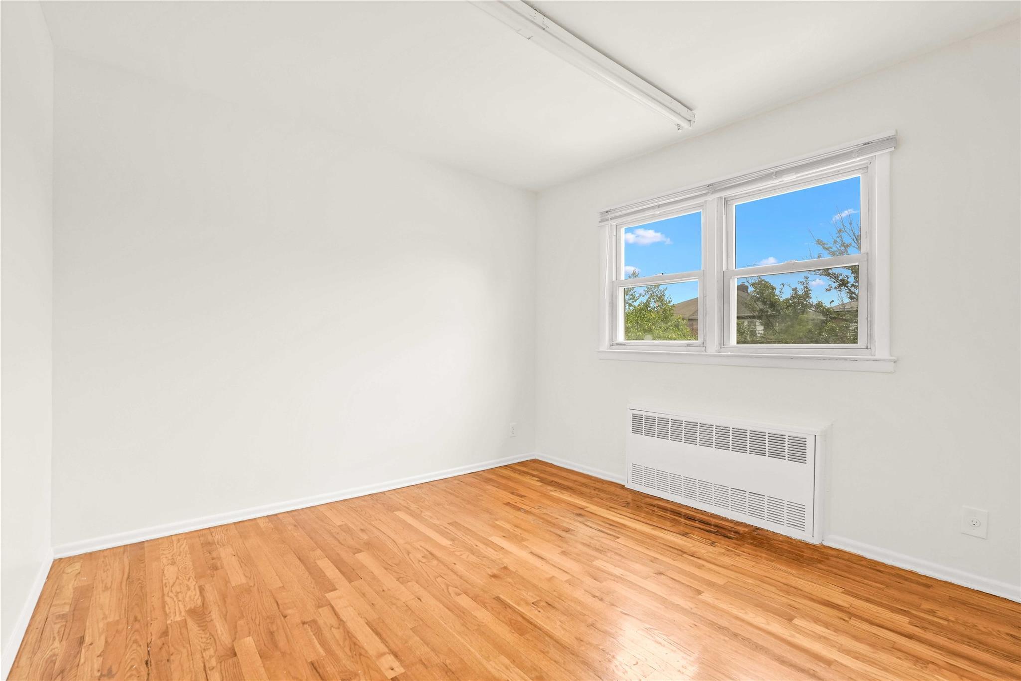 Single Family Poplar  Queens, NY 11355, MLS-885978-20
