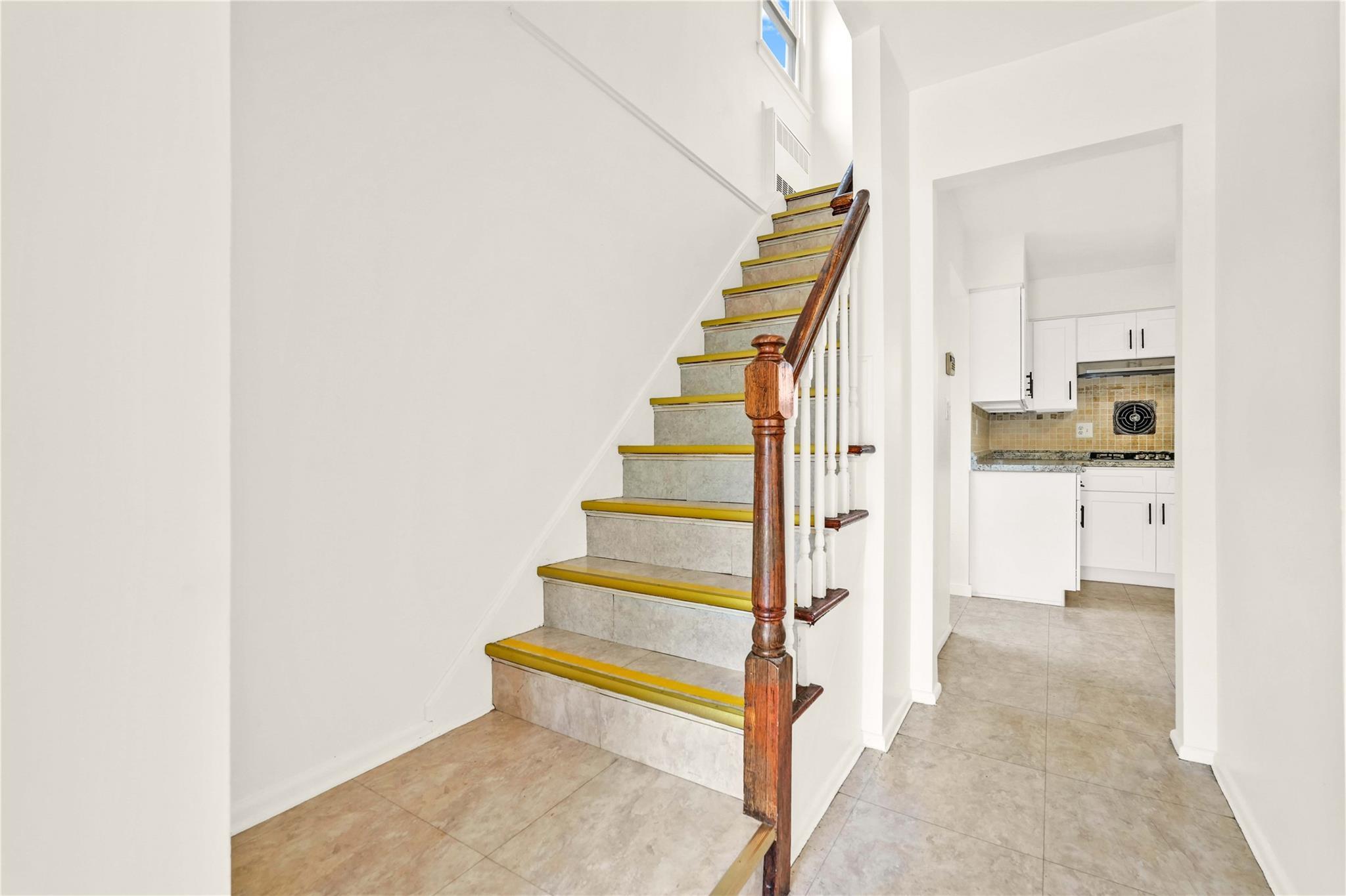 Single Family Poplar  Queens, NY 11355, MLS-885978-3
