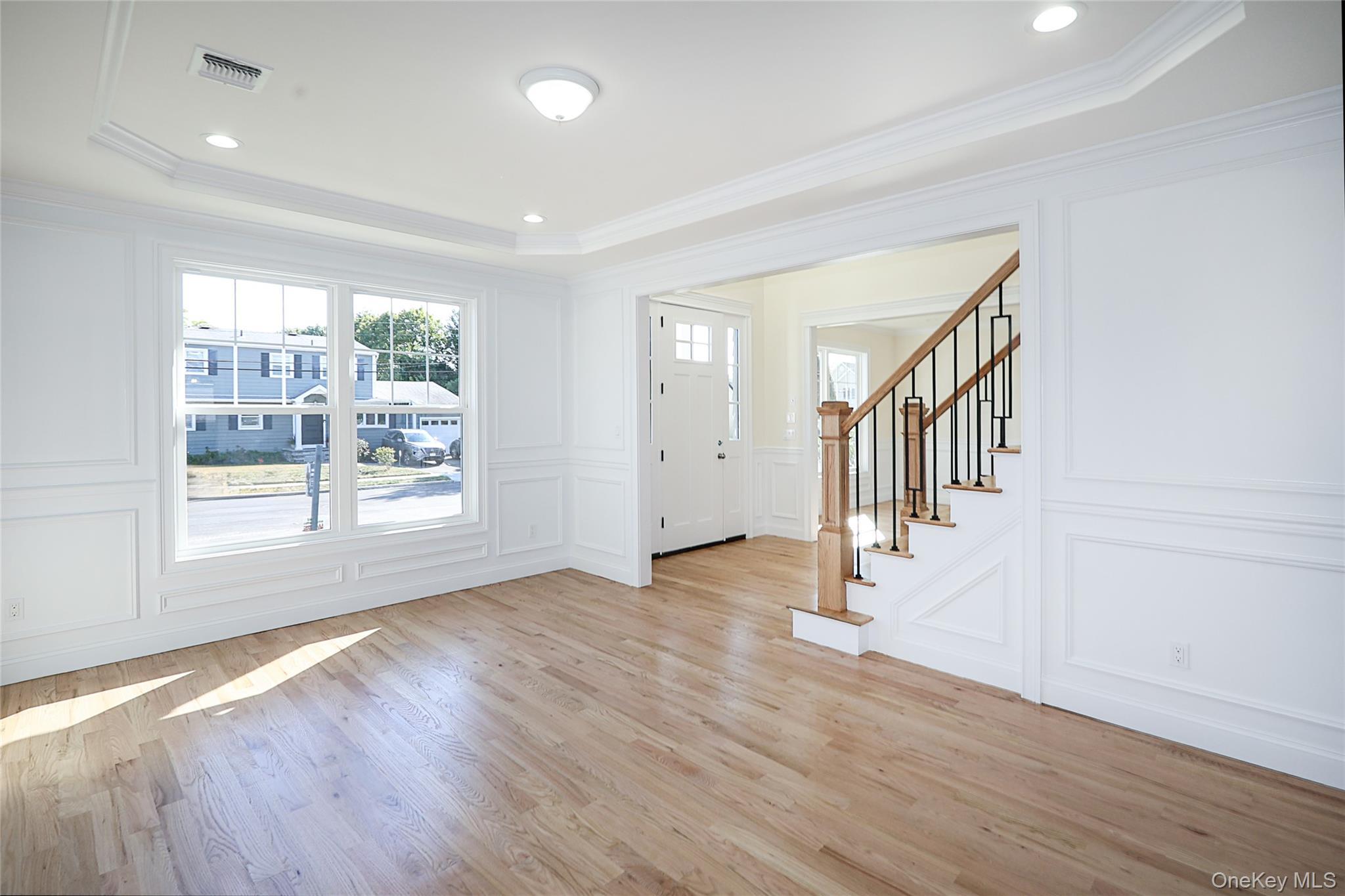 Single Family Rose Nassau County, NY 11566, MLS-885981-17