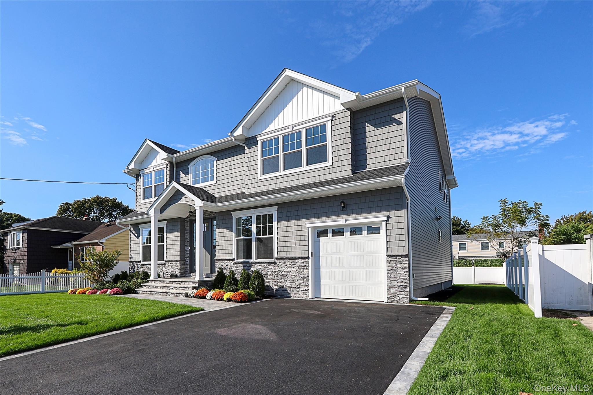 Single Family Rose Nassau County, NY 11566, MLS-885981-2