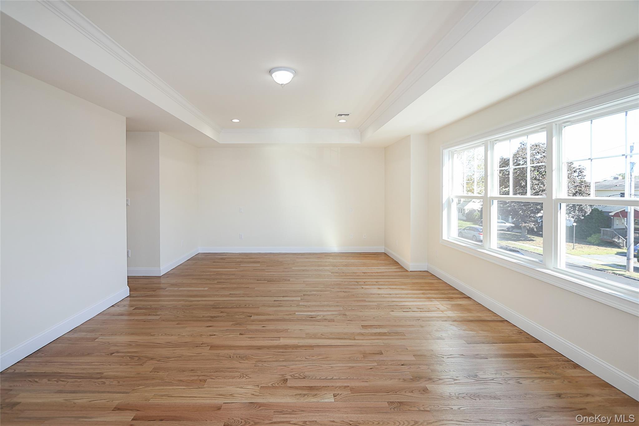 Single Family Rose Nassau County, NY 11566, MLS-885981-23