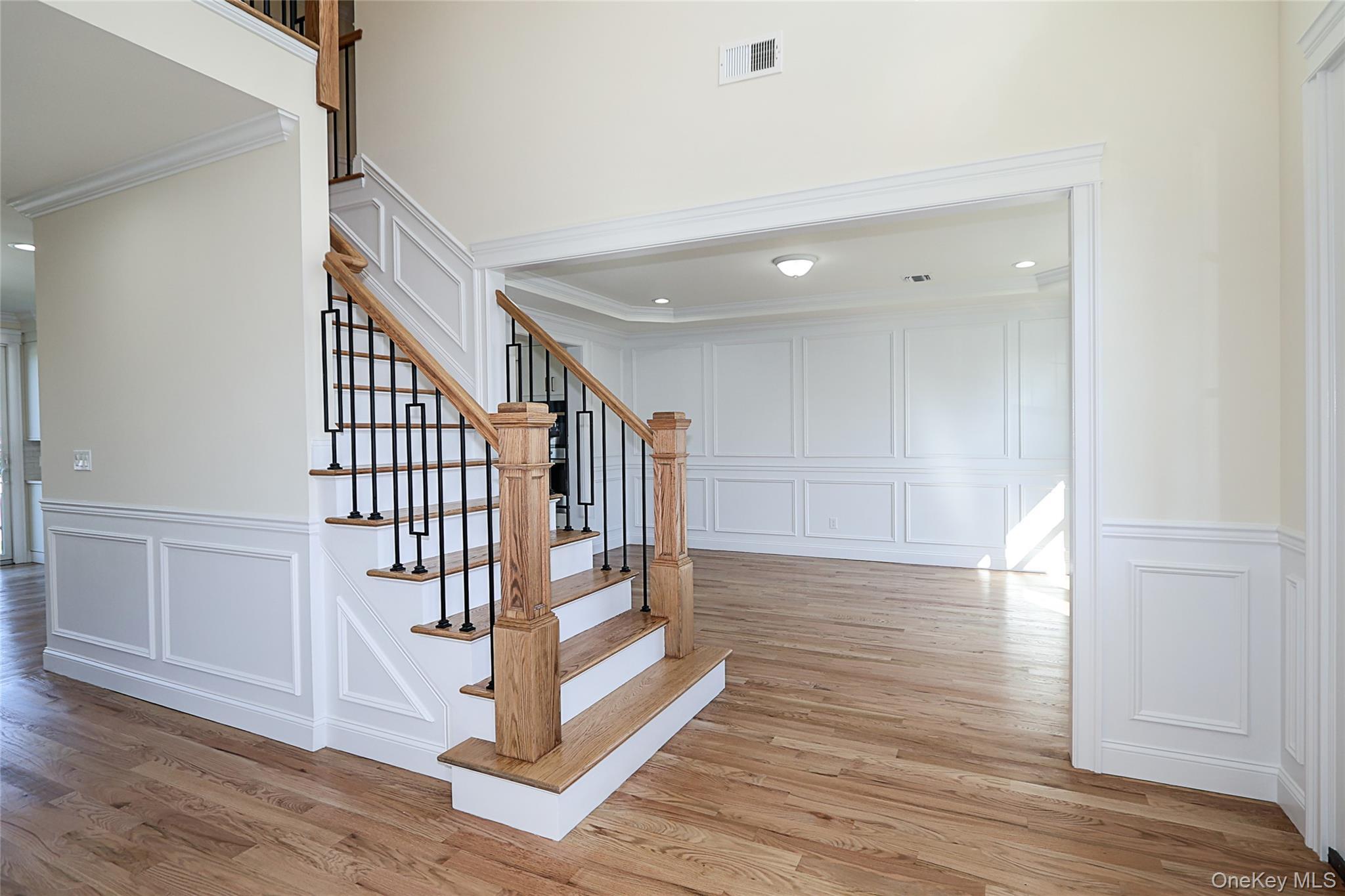 Single Family Rose Nassau County, NY 11566, MLS-885981-3