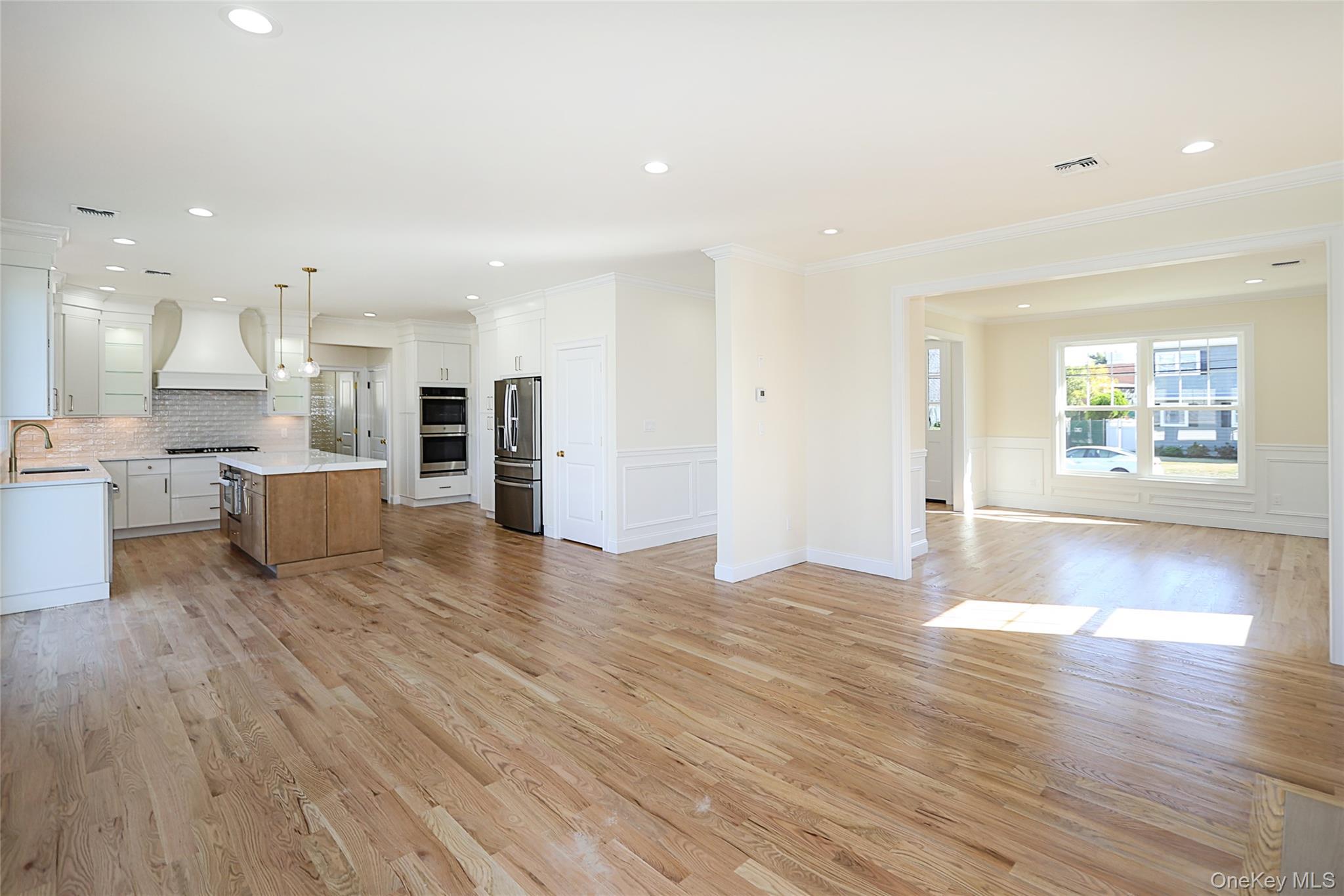 Single Family Rose Nassau County, NY 11566, MLS-885981-9