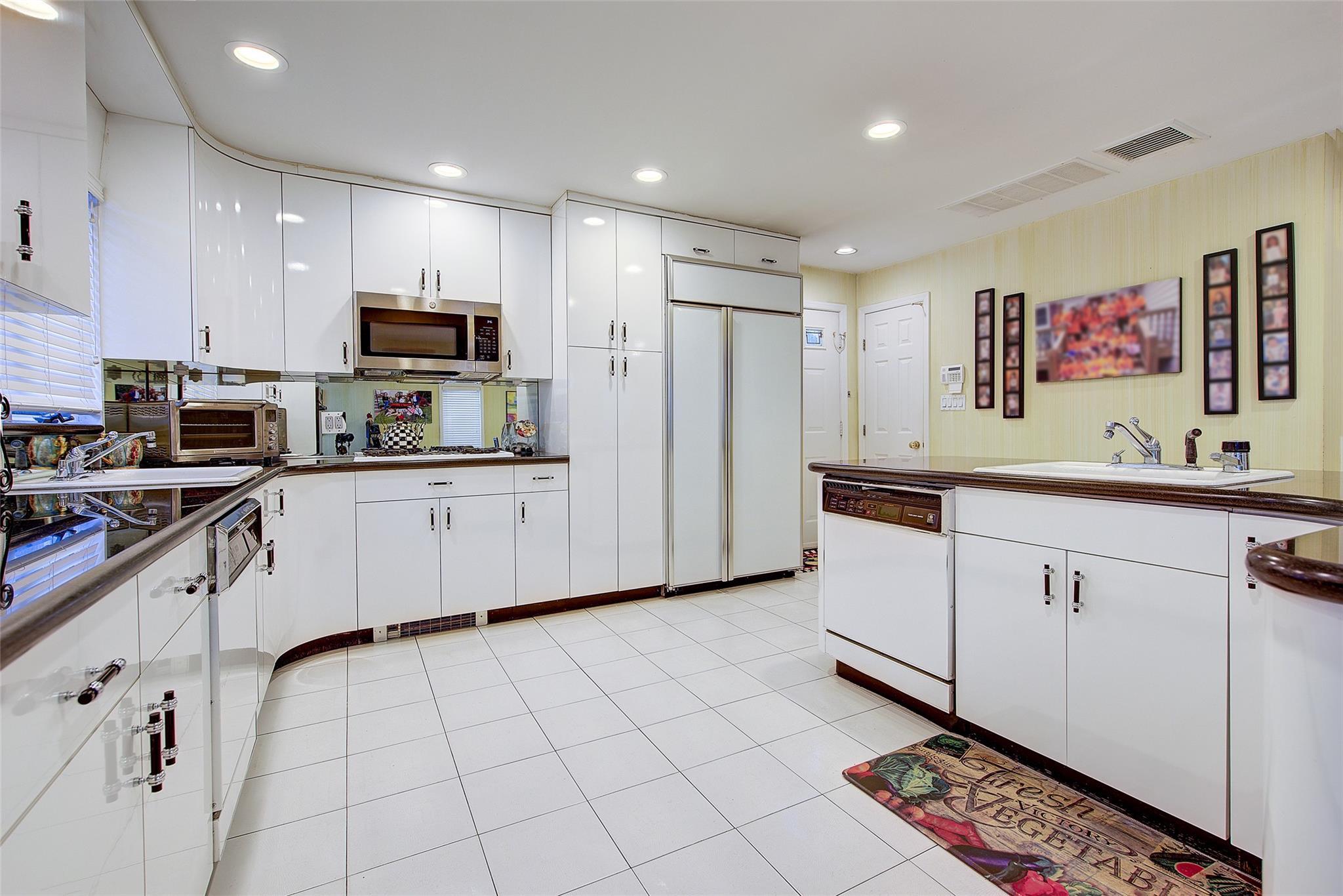 Single Family 170th  Queens, NY 11365, MLS-885994-10