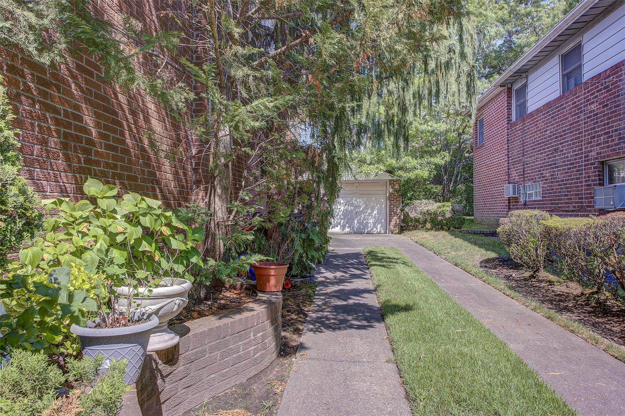 Single Family 170th  Queens, NY 11365, MLS-885994-2