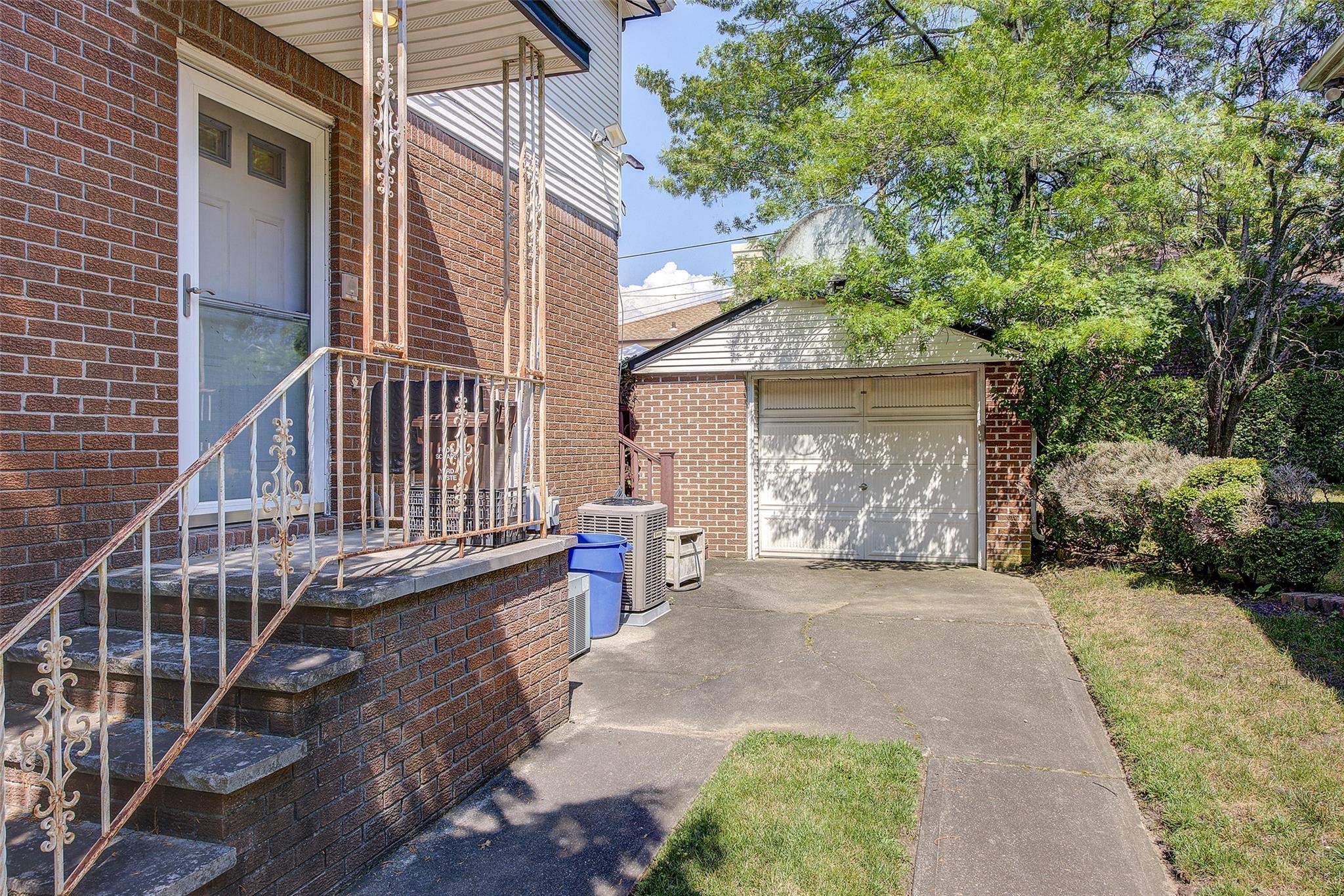 Single Family 170th  Queens, NY 11365, MLS-885994-3