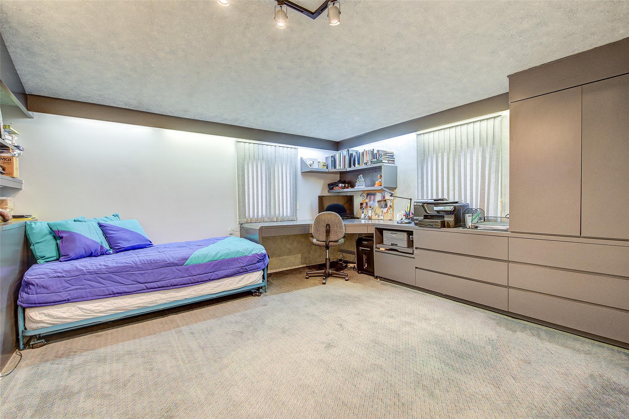 Single Family 170th  Queens, NY 11365, MLS-885994-36