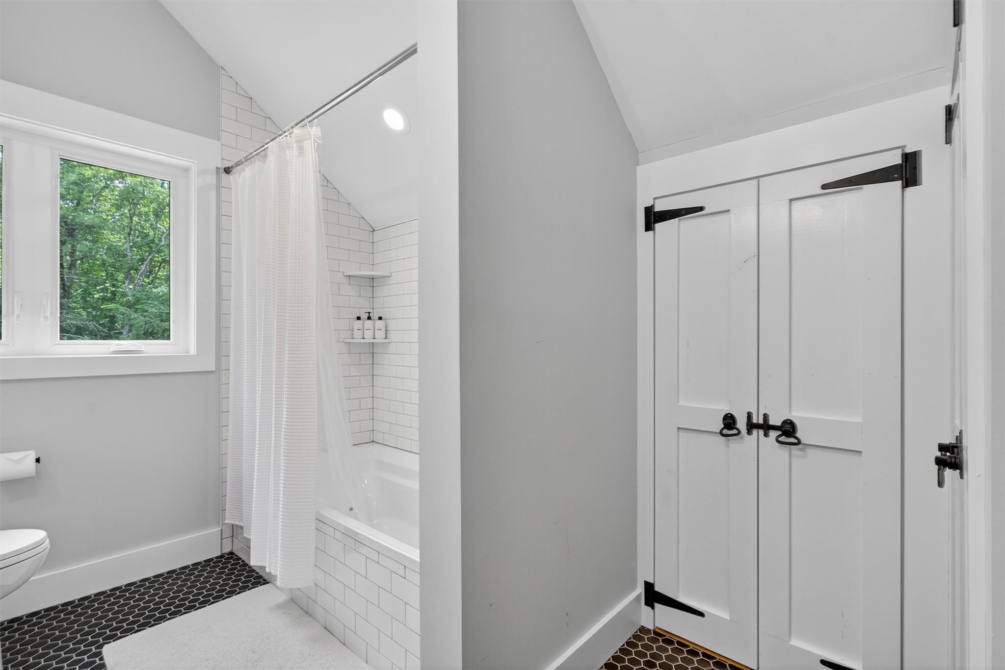 Single Family Maple  Sullivan County, NY 12764, MLS-886012-31