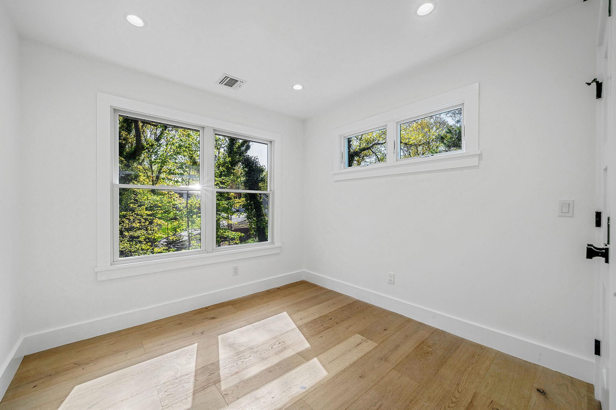 Single Family Friendly Suffolk County, NY 11787, MLS-886033-19