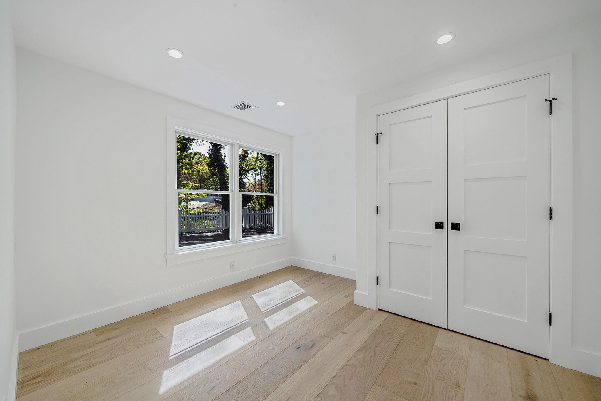 Single Family Friendly Suffolk County, NY 11787, MLS-886033-21