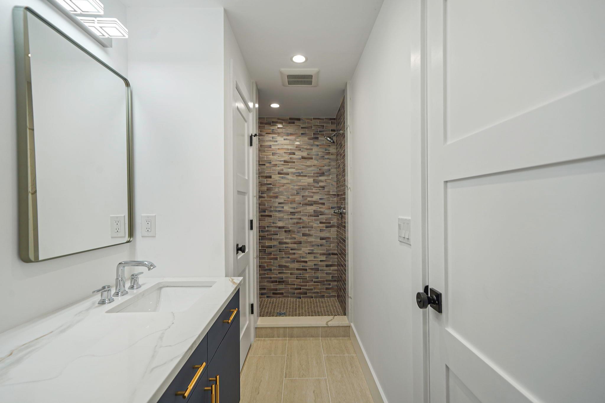 Single Family Friendly Suffolk County, NY 11787, MLS-886033-30