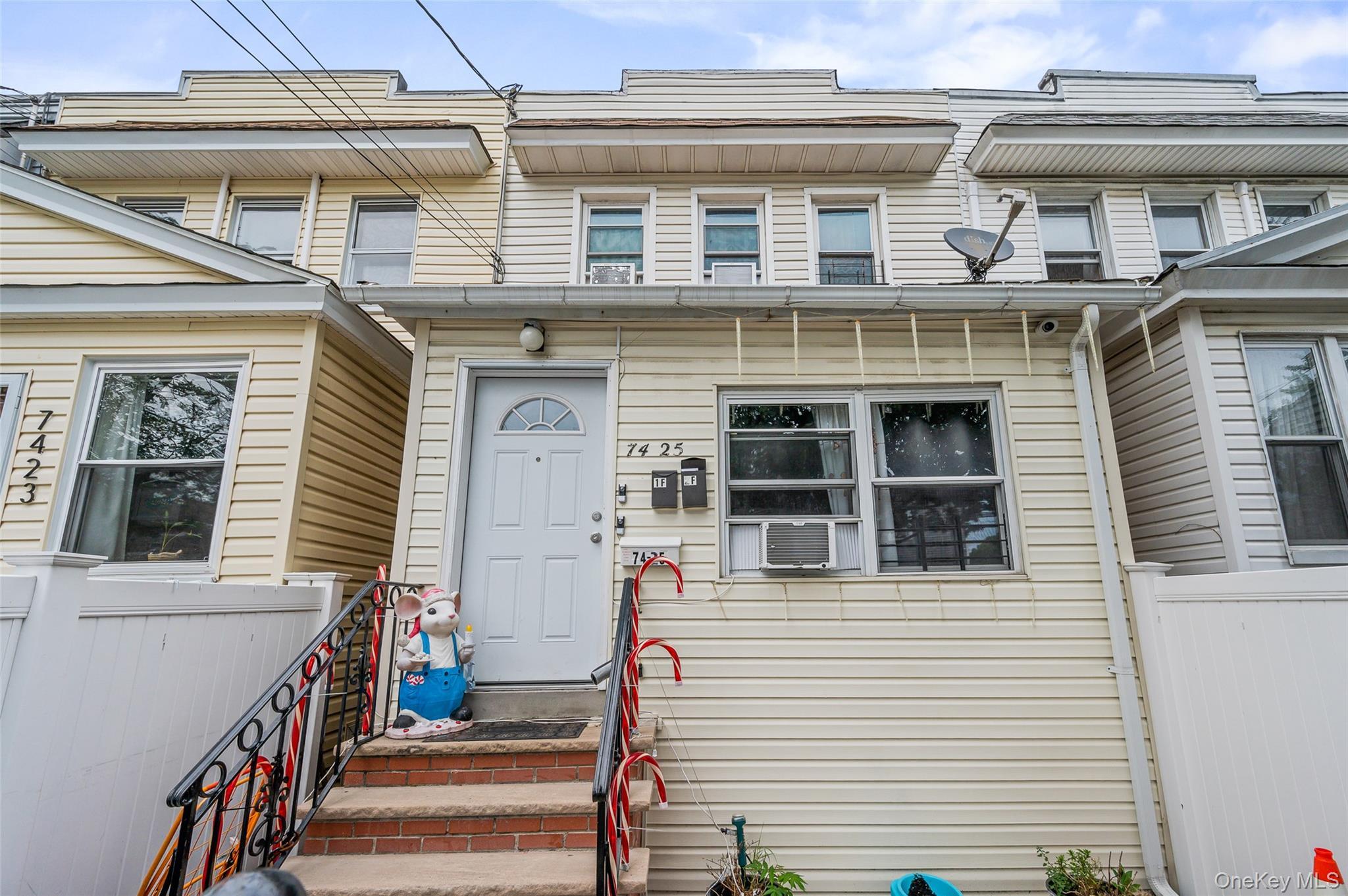 Single Family 93rd  Queens, NY 11421, MLS-886034-2