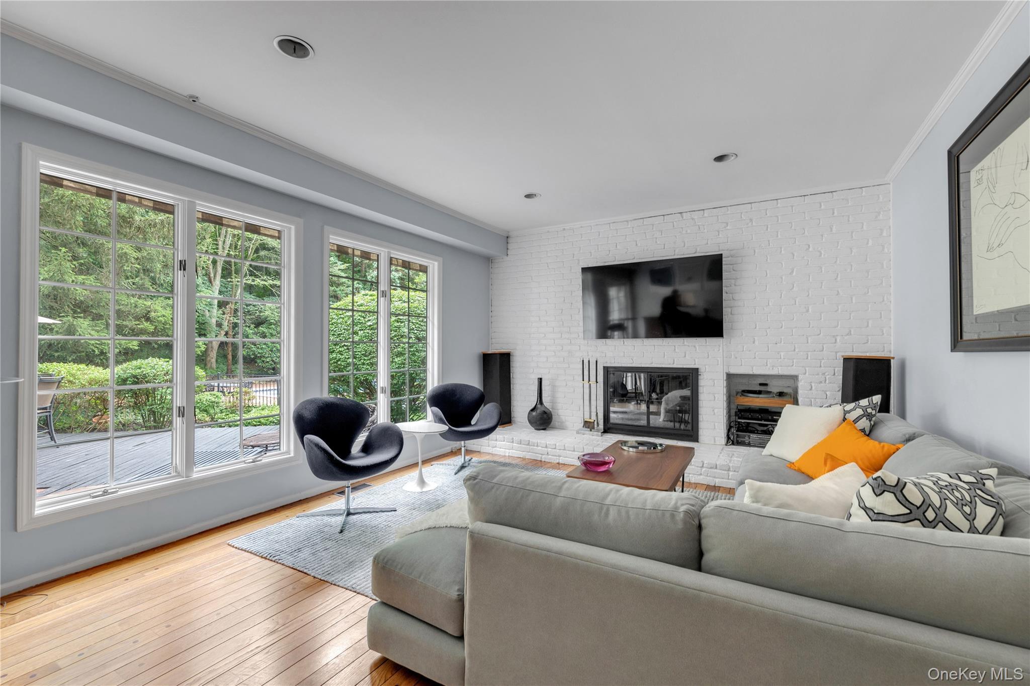 Single Family Rolling Nassau County, NY 11545, MLS-886035-16