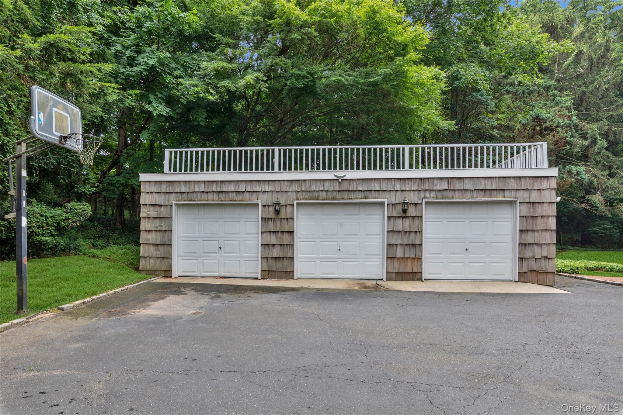 Single Family Rolling Nassau County, NY 11545, MLS-886035-3