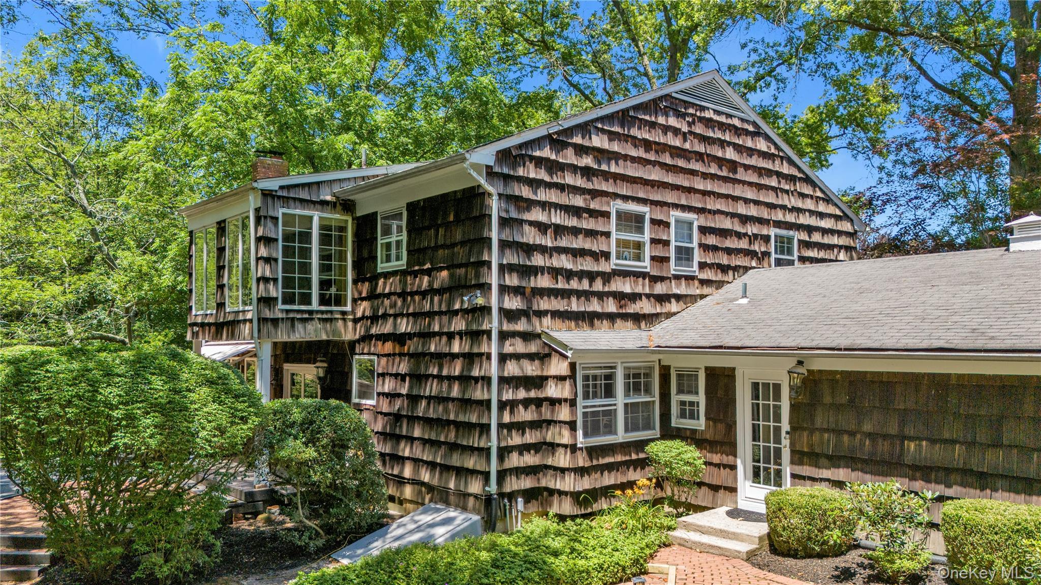 Single Family Rolling Nassau County, NY 11545, MLS-886035-30