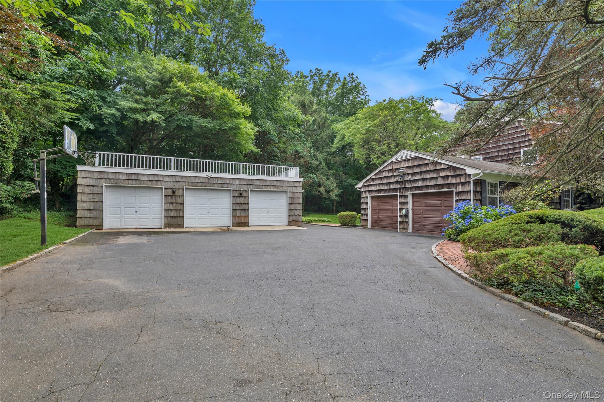 Single Family Rolling Nassau County, NY 11545, MLS-886035-5