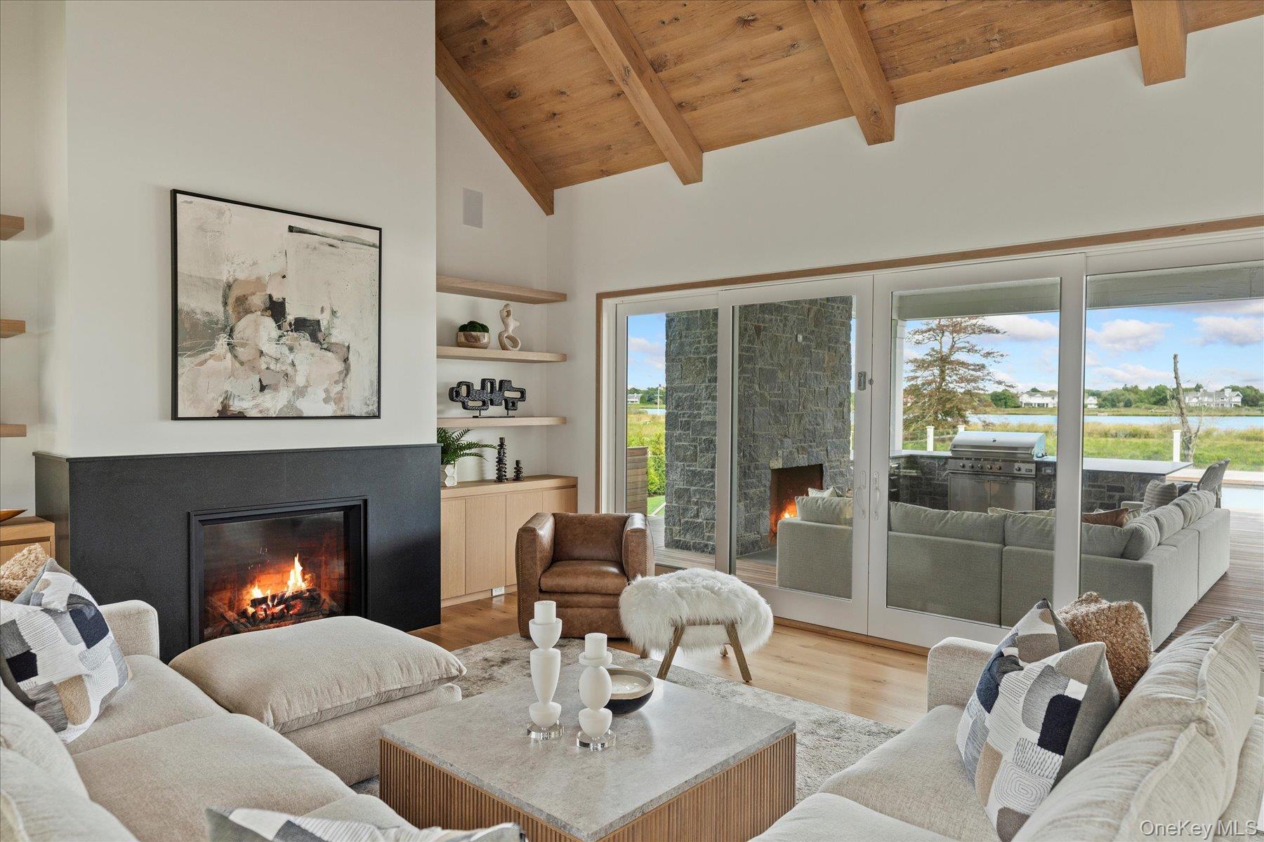 Single Family Main Suffolk County, NY 11978, MLS-886050-15