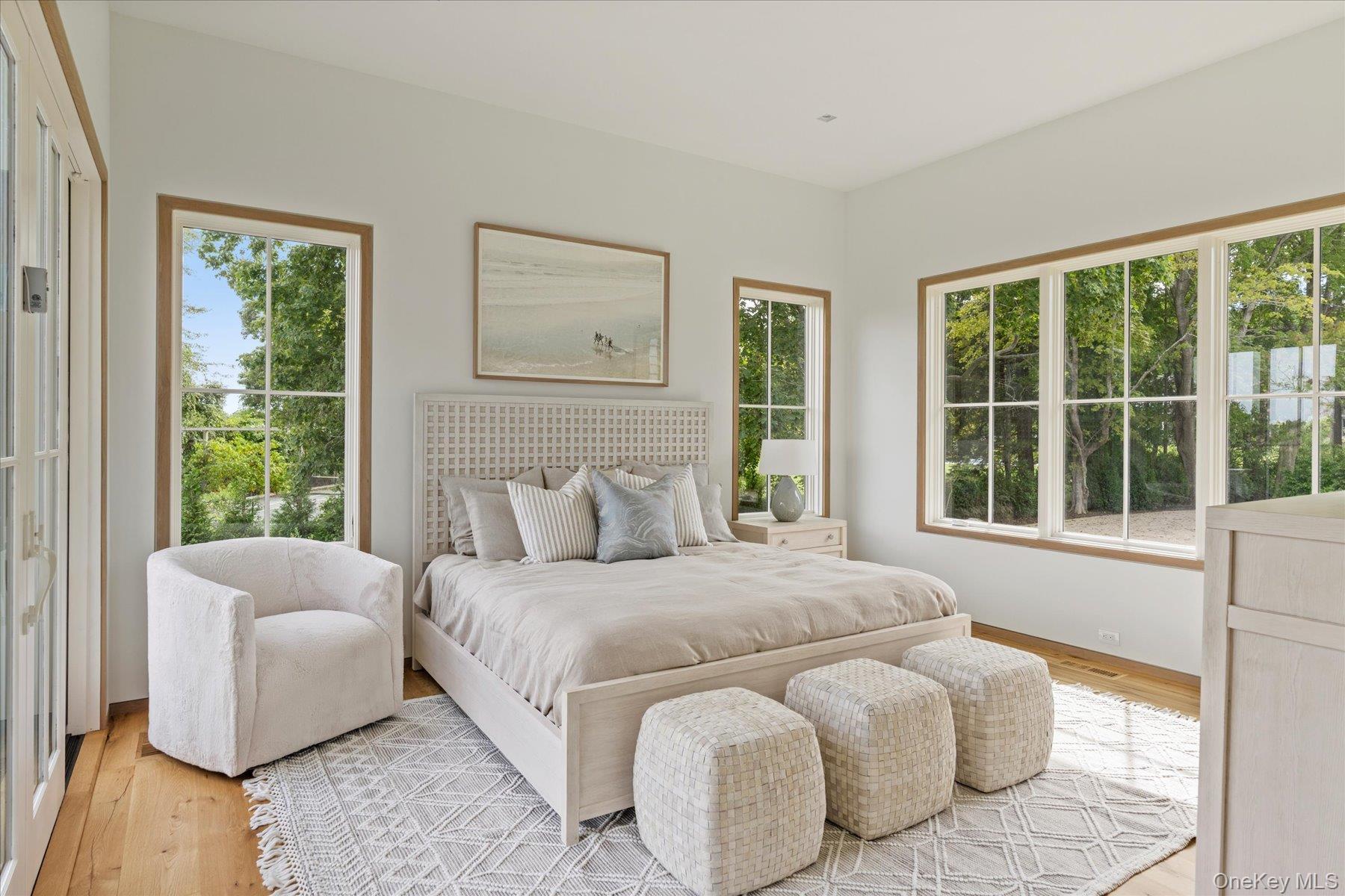 Single Family Main Suffolk County, NY 11978, MLS-886050-21