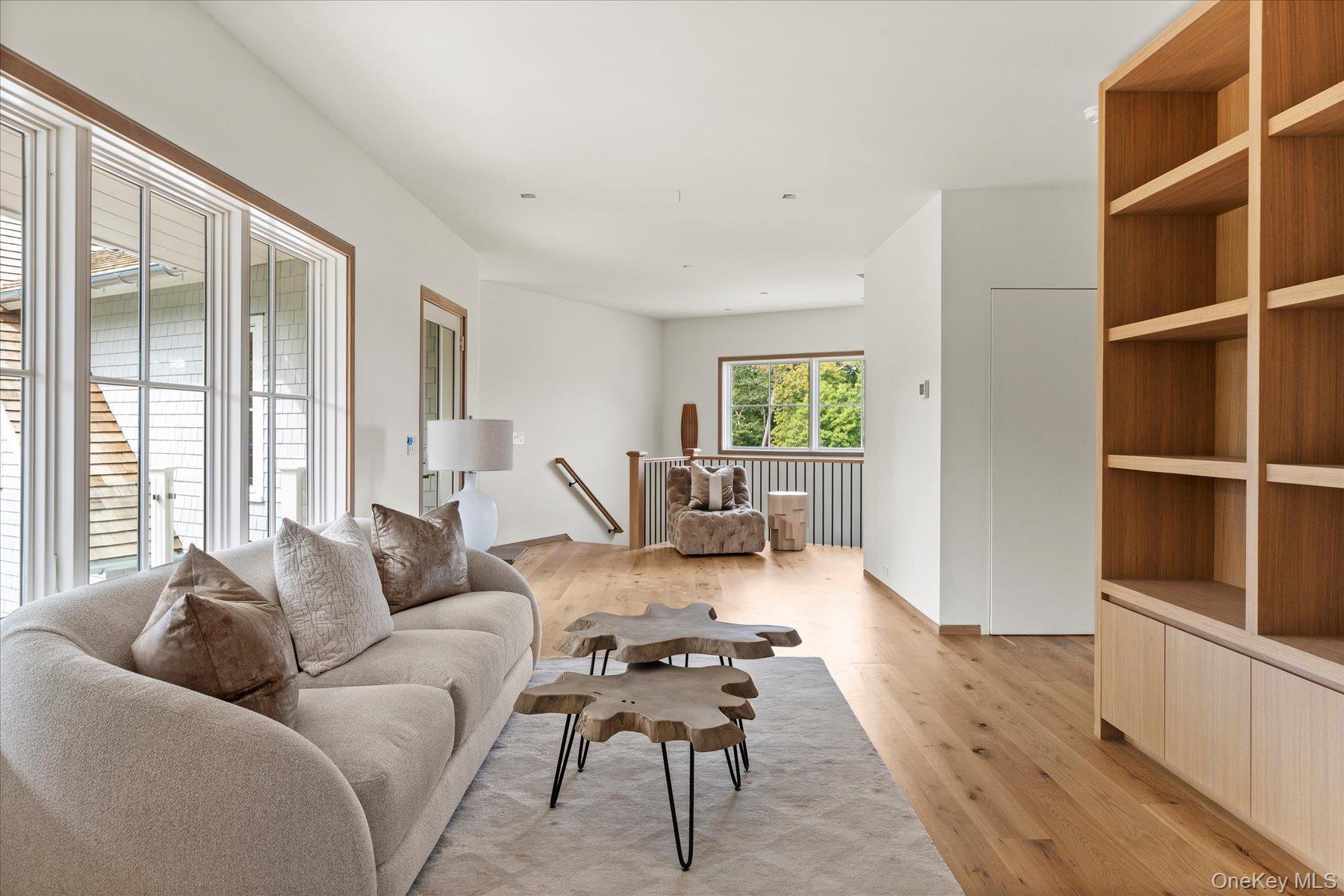 Single Family Main Suffolk County, NY 11978, MLS-886050-23