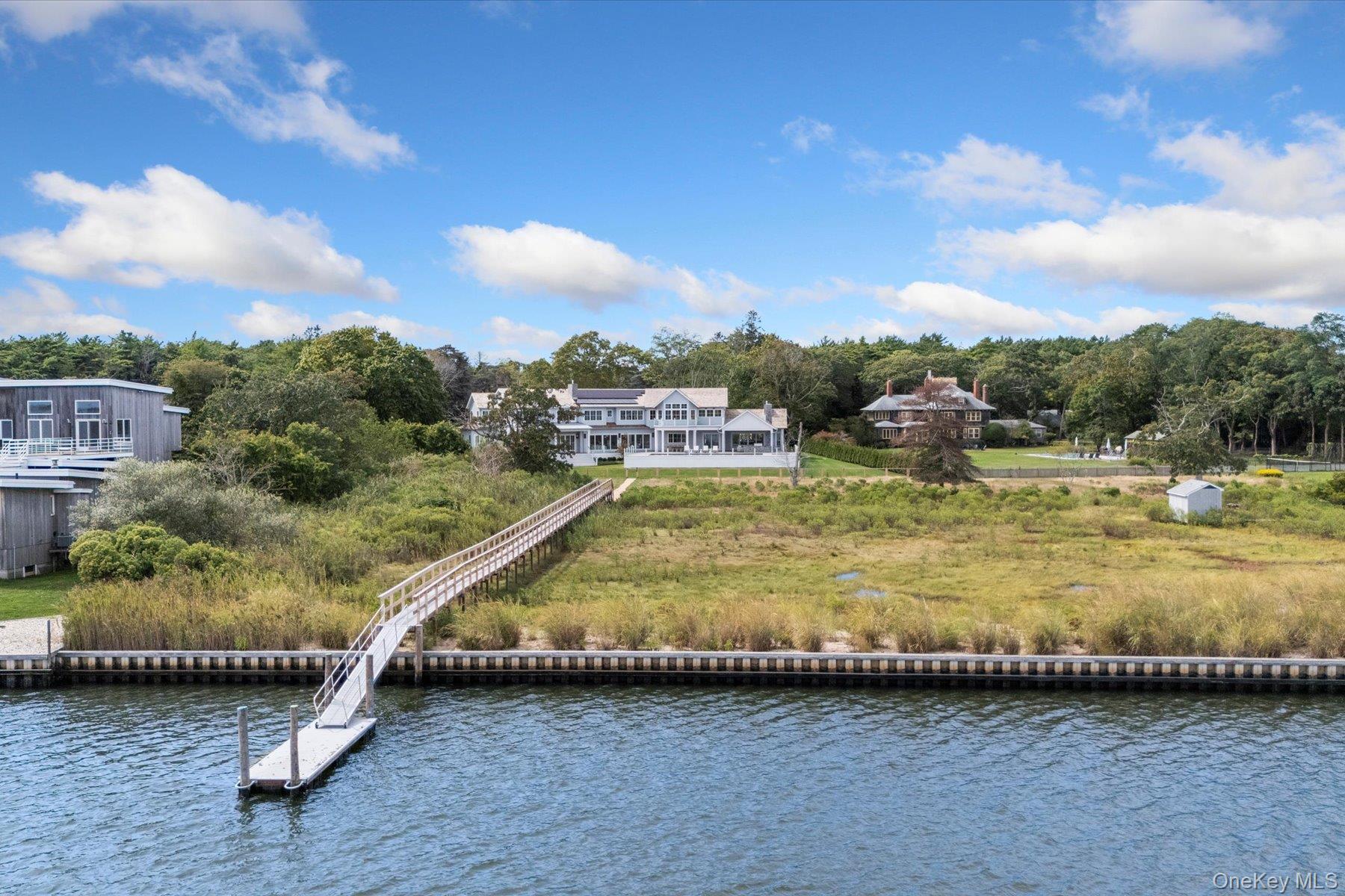 Single Family Main Suffolk County, NY 11978, MLS-886050-42