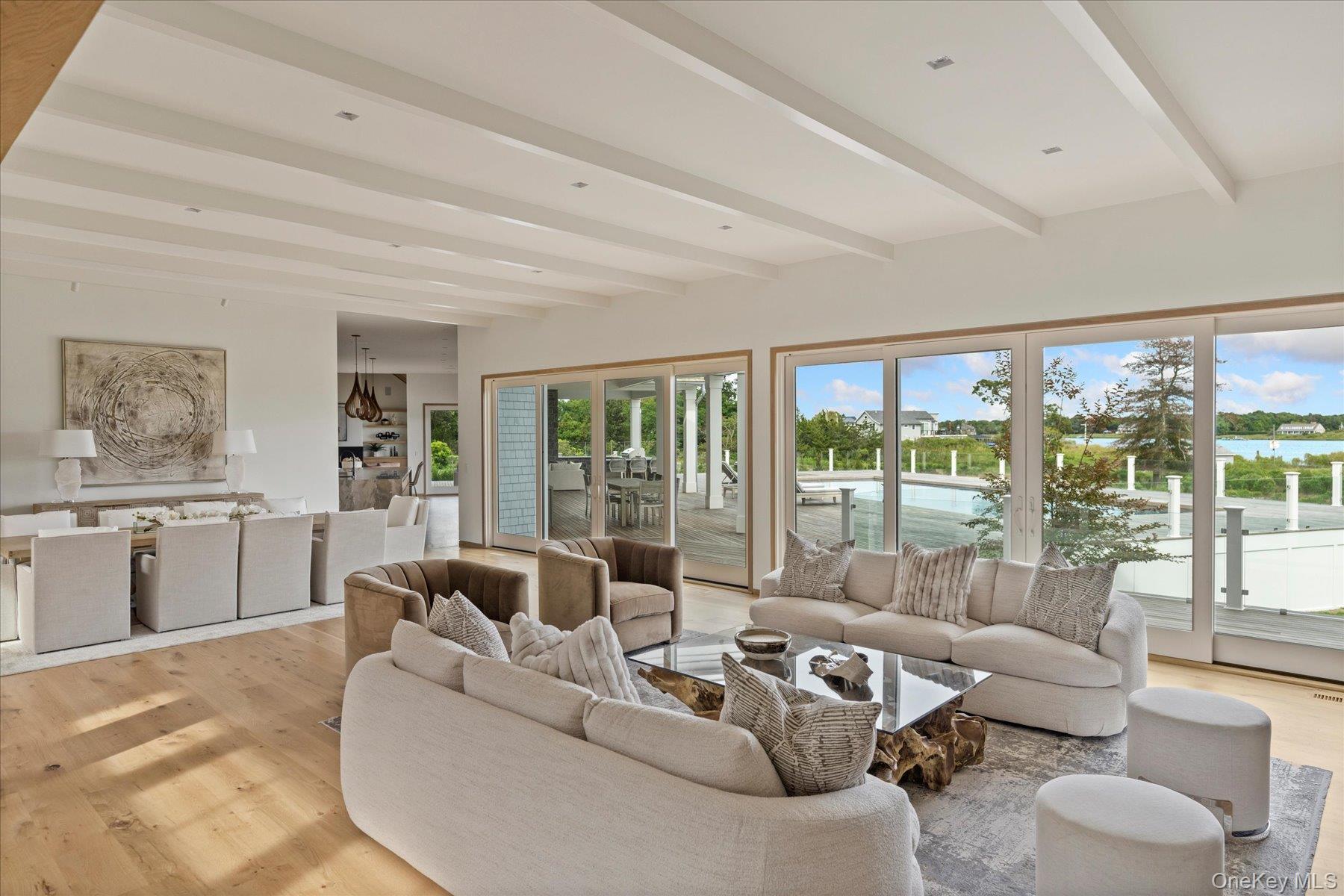 Single Family Main Suffolk County, NY 11978, MLS-886050-5