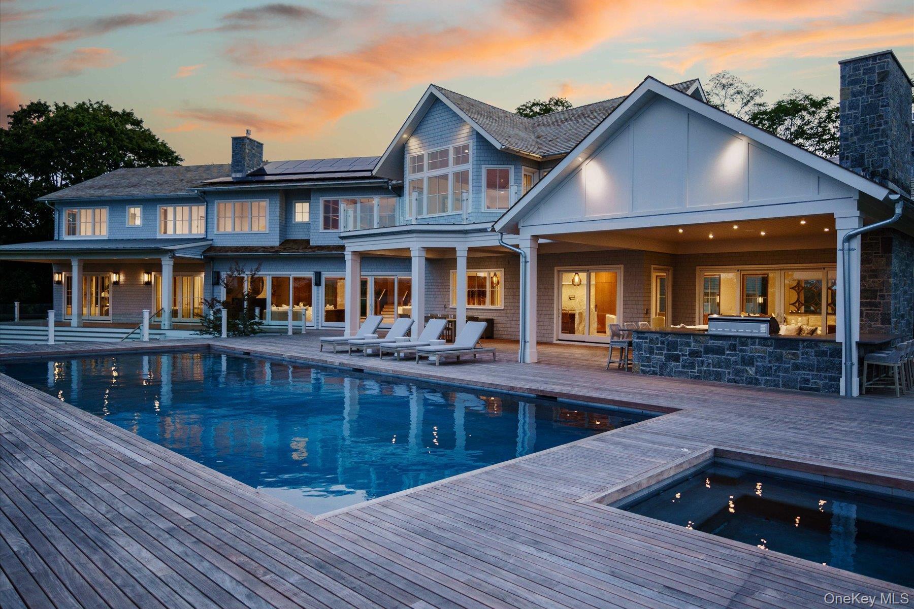 Single Family Main  Suffolk County, NY 11978, MLS-886050-50