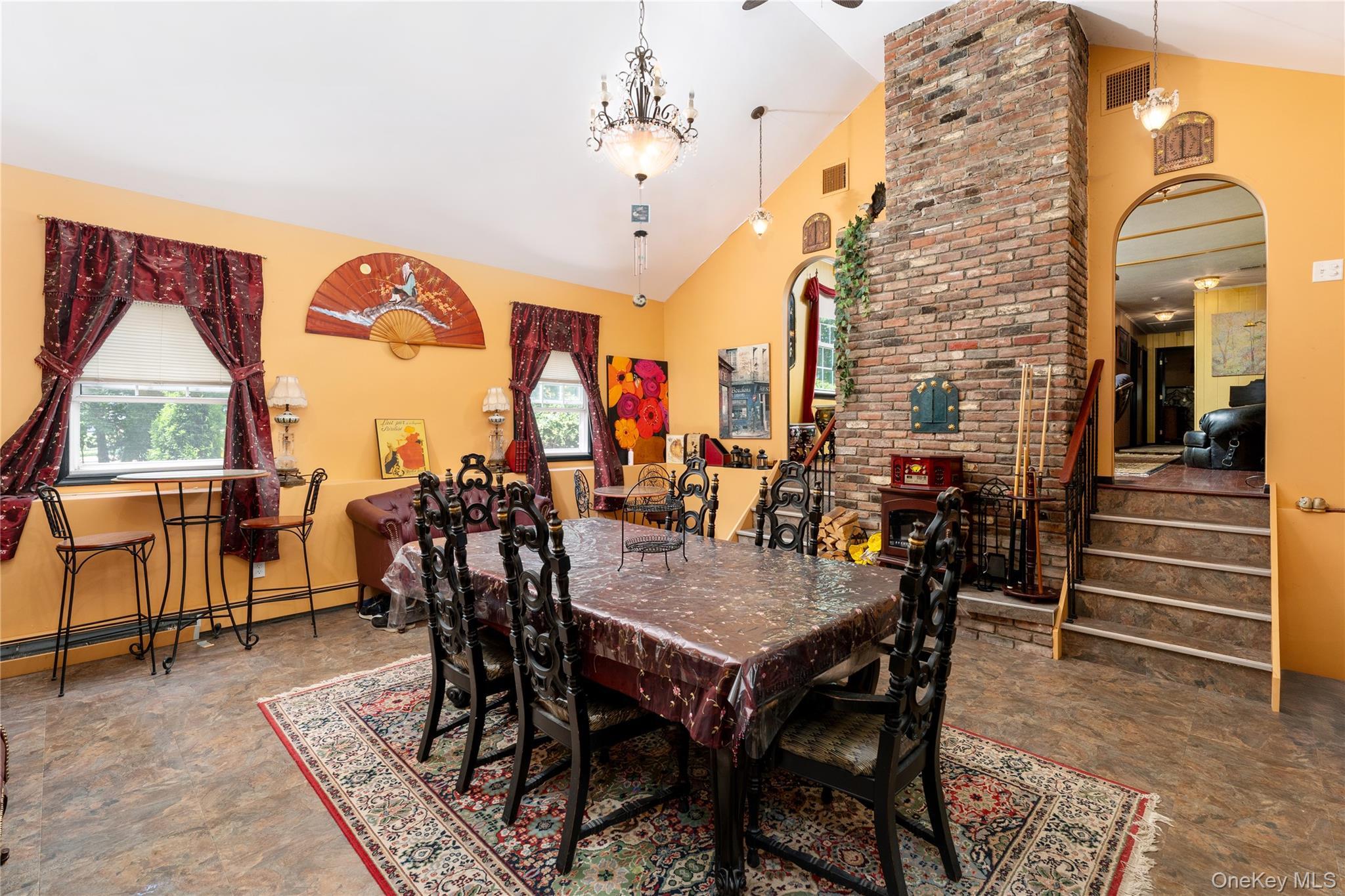 Single Family Quaker  Suffolk County, NY 11790, MLS-886109-12